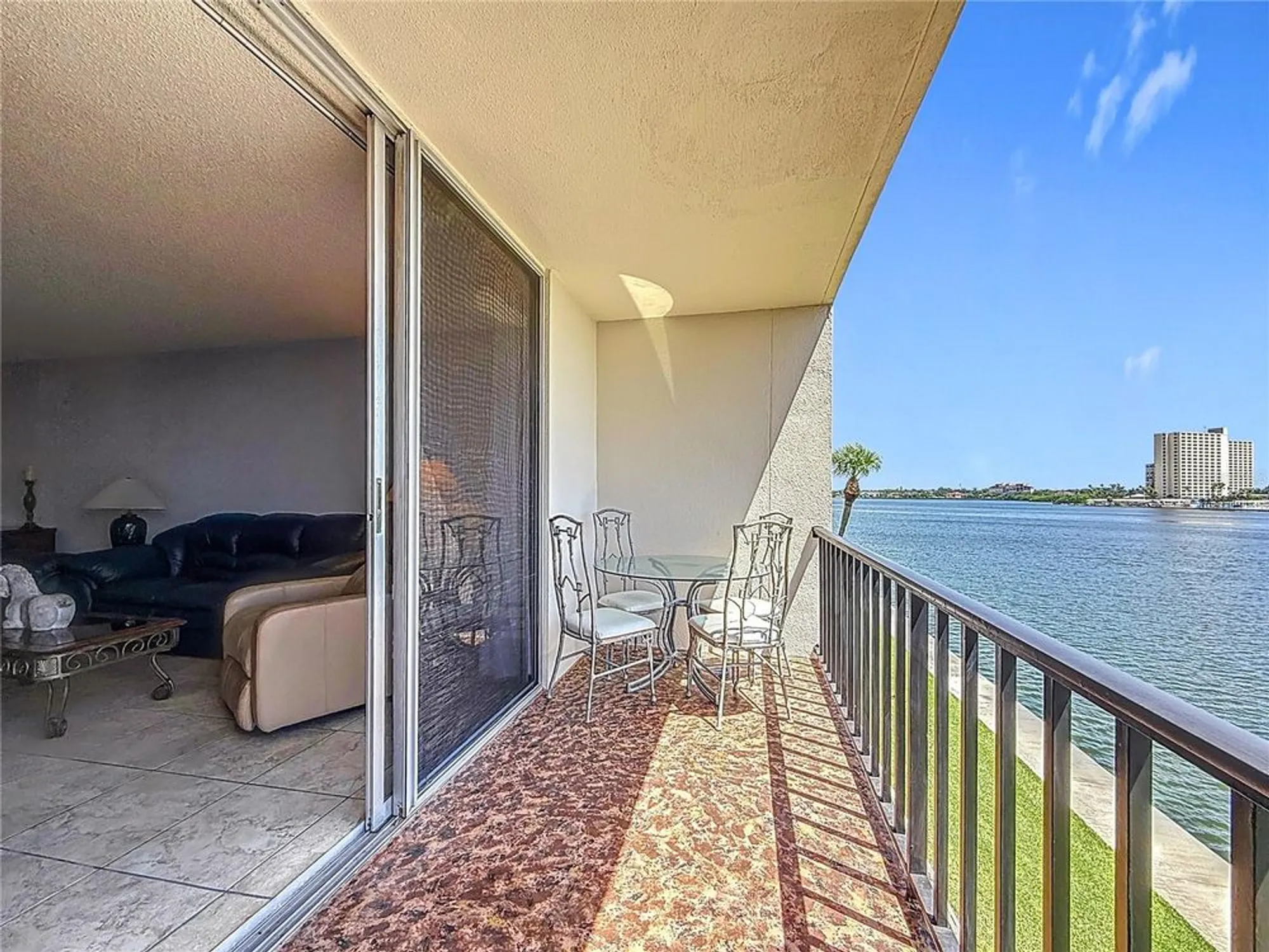 Property Slideshow image 21 of 62 | 7625 sun island dr 307, South Pasadena, FL, 33707