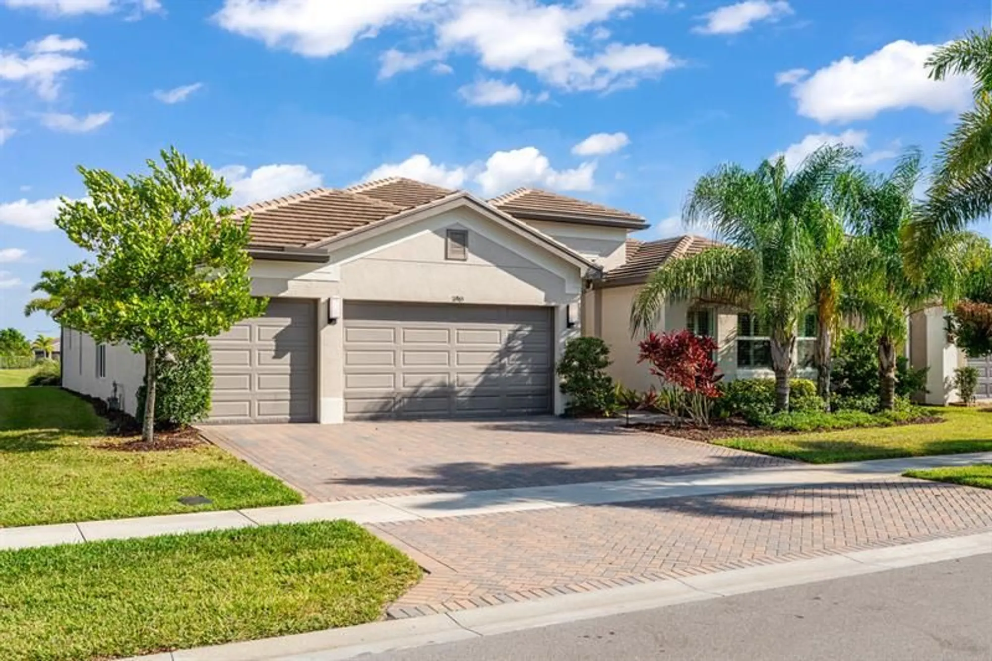 Property Slideshow image 1 of 30 | 11965 sw sandy bay cir, Port St Lucie, FL, 34987