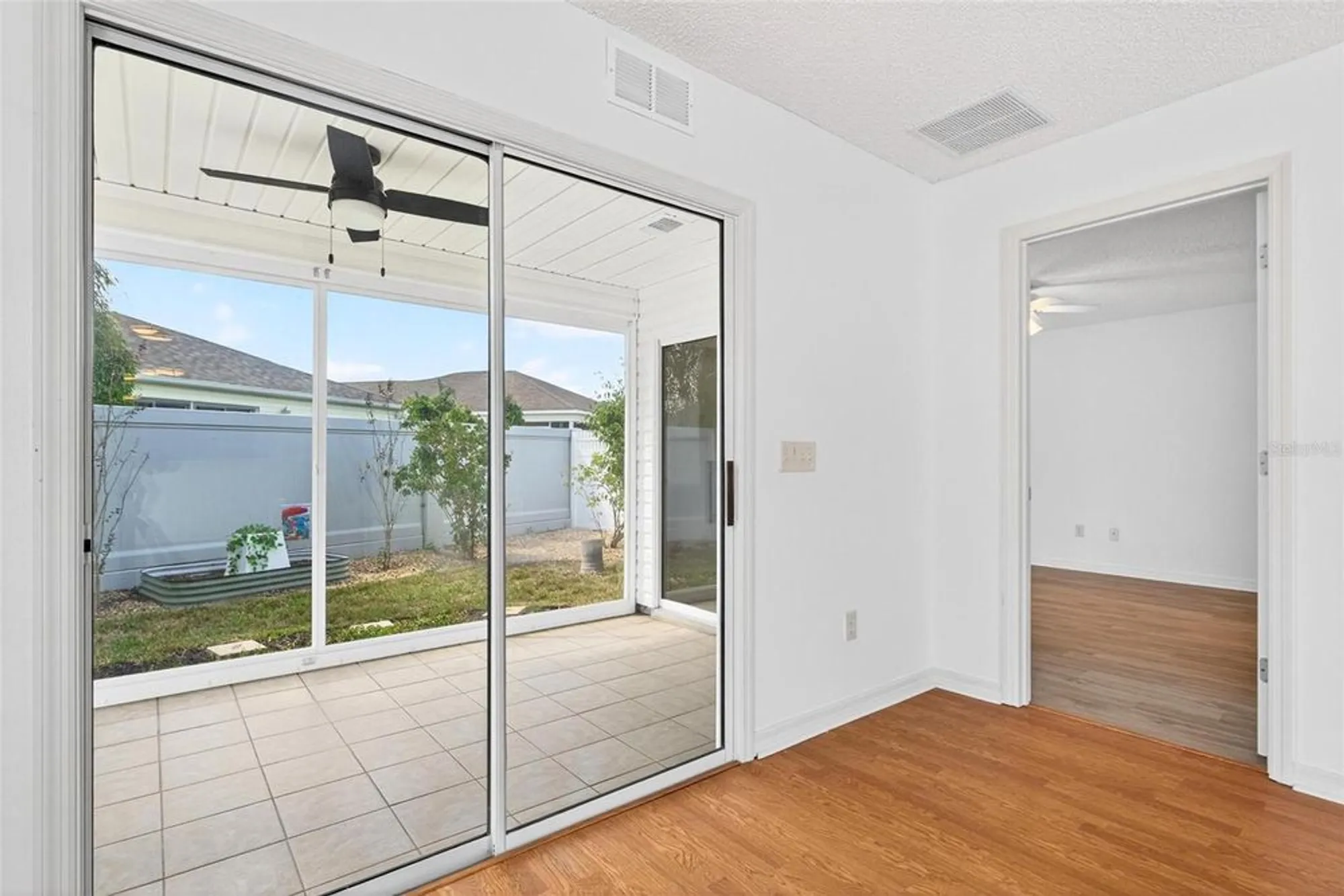 Property Slideshow image 36 of 57 | 2446 kenmore ln, The Villages, FL, 32162