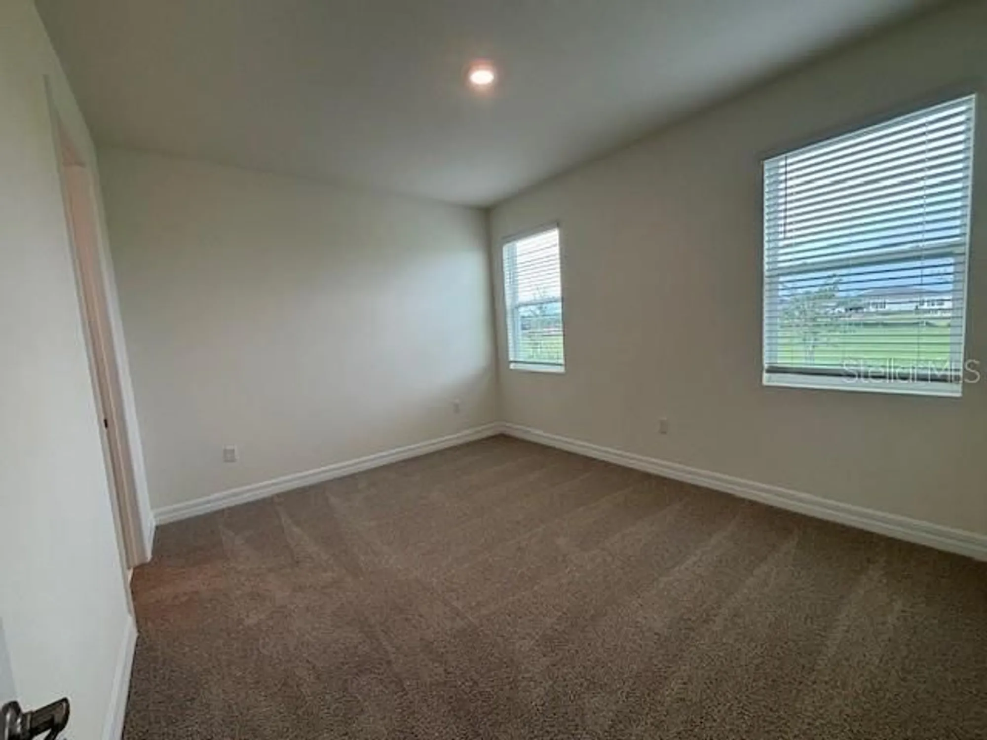 Property Slideshow image 5 of 9 | 3969 kennebunk loop, Mount Dora, FL, 32757