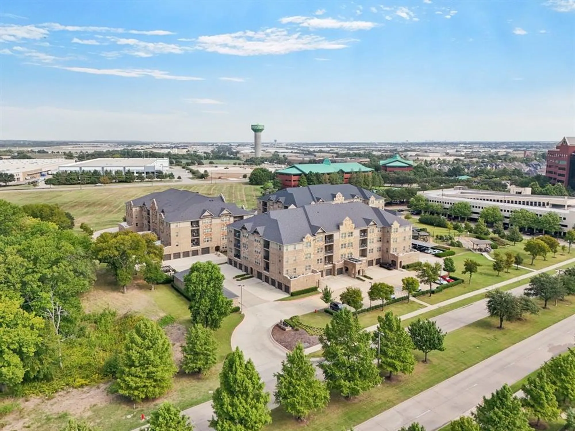 Property Slideshow image 34 of 35 | 1735 wittington pl apt 2203, Dallas, TX, 75234