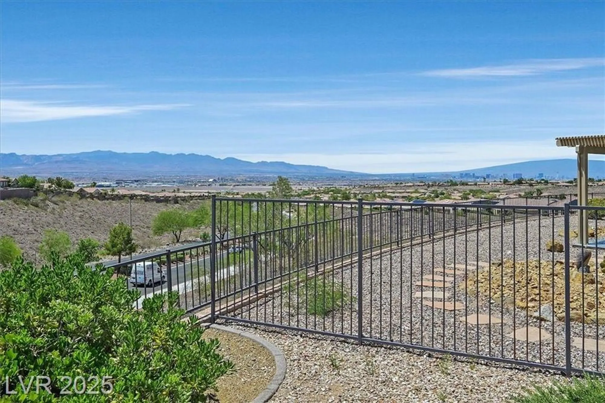 Property Slideshow image 32 of 64 | 2899 brook trout ct, Henderson, NV, 89052