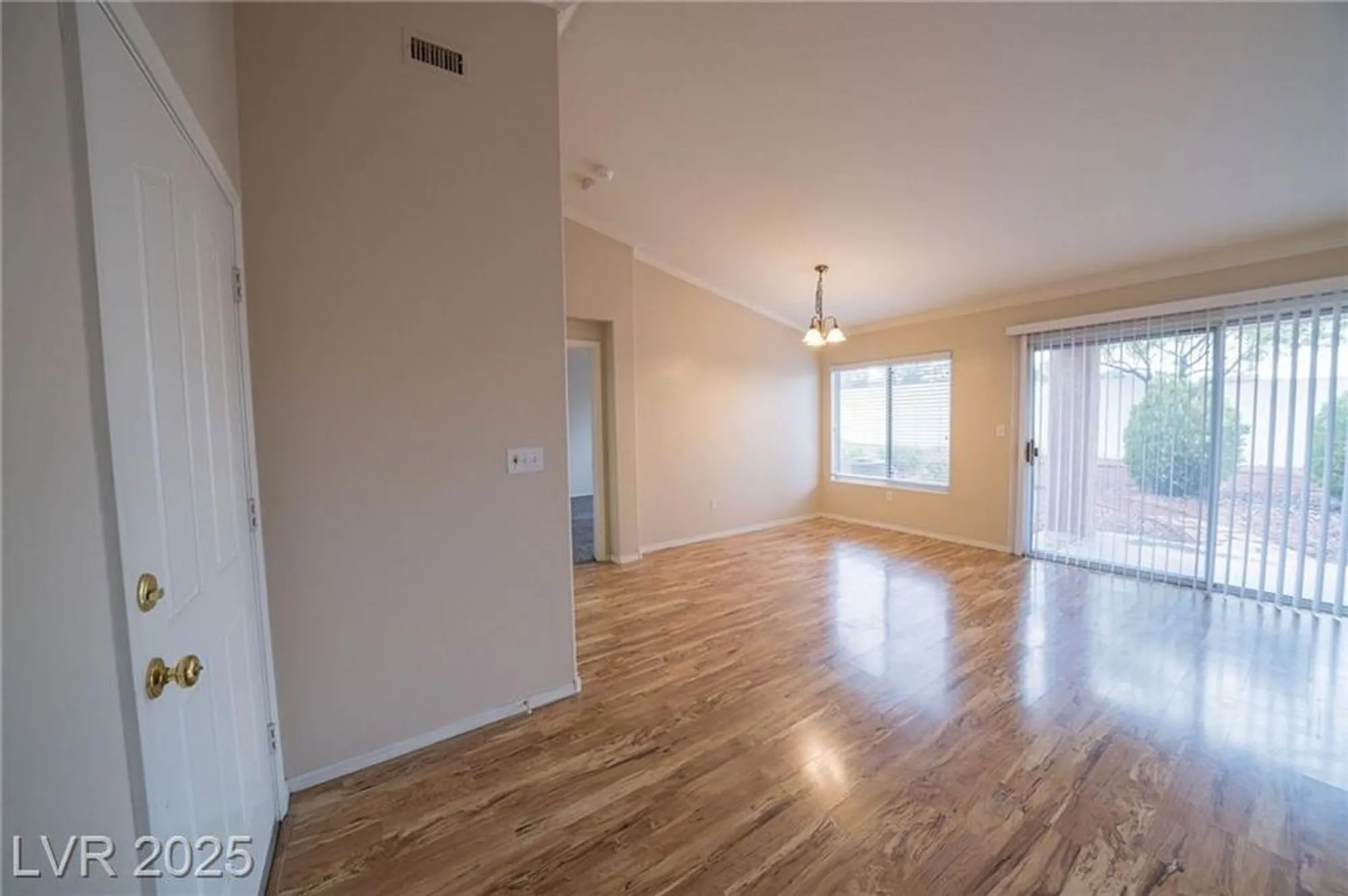 Property Slideshow image 4 of 30 | 9908 bundella dr, Las Vegas, NV, 89134