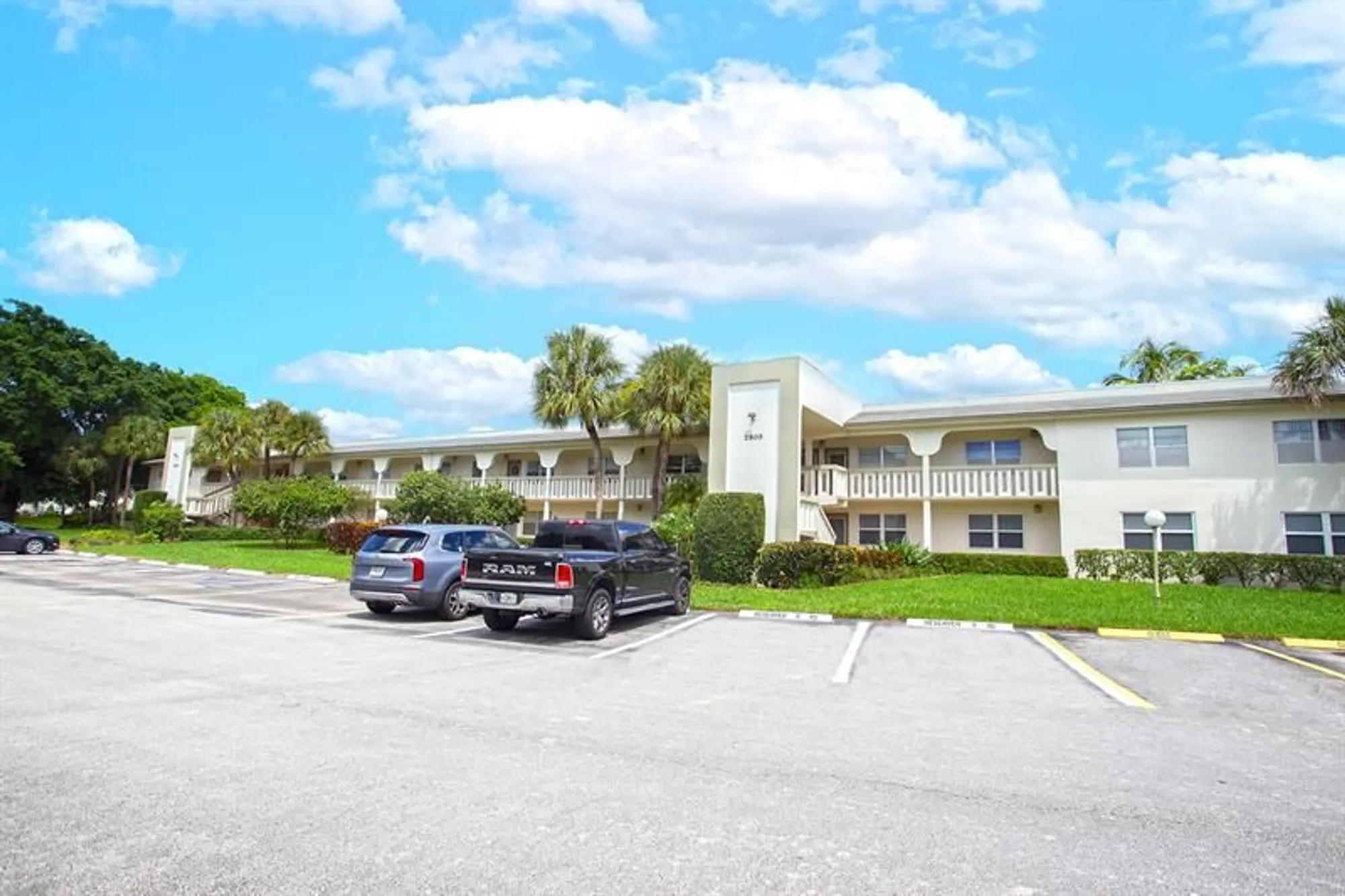 Property Slideshow image 4 of 46 | 2805 victoria way f 2, Coconut Creek, FL, 33066