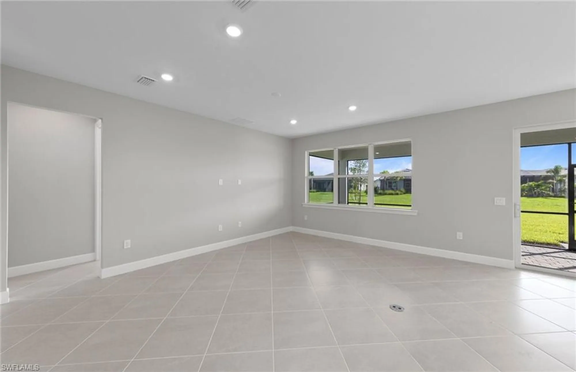 Property Slideshow image 6 of 29 | 12401 basalt ln, Alva, FL, 33920