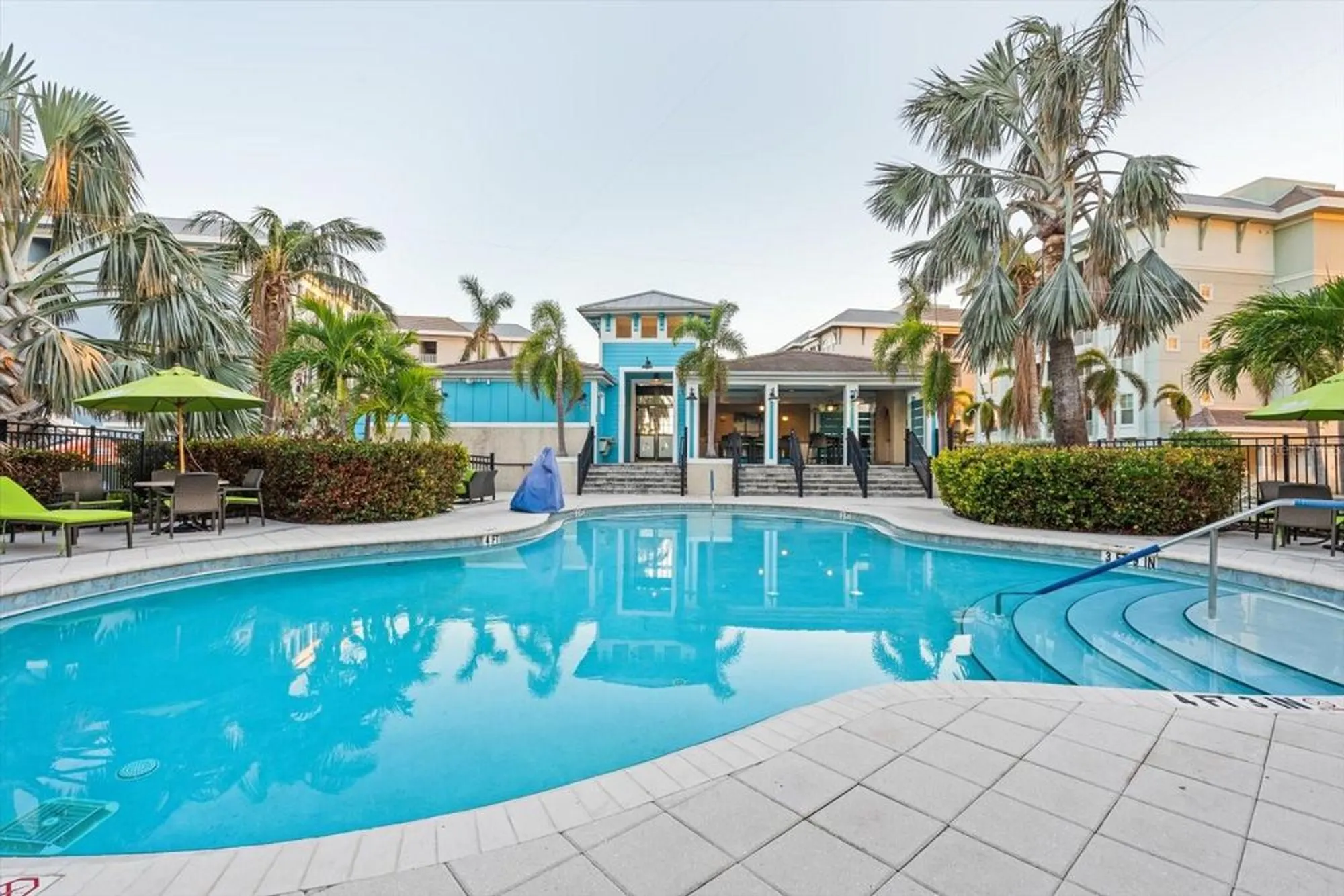 Property Slideshow image 61 of 94 | 395 aruba cir unit 101, Bradenton, FL, 34209