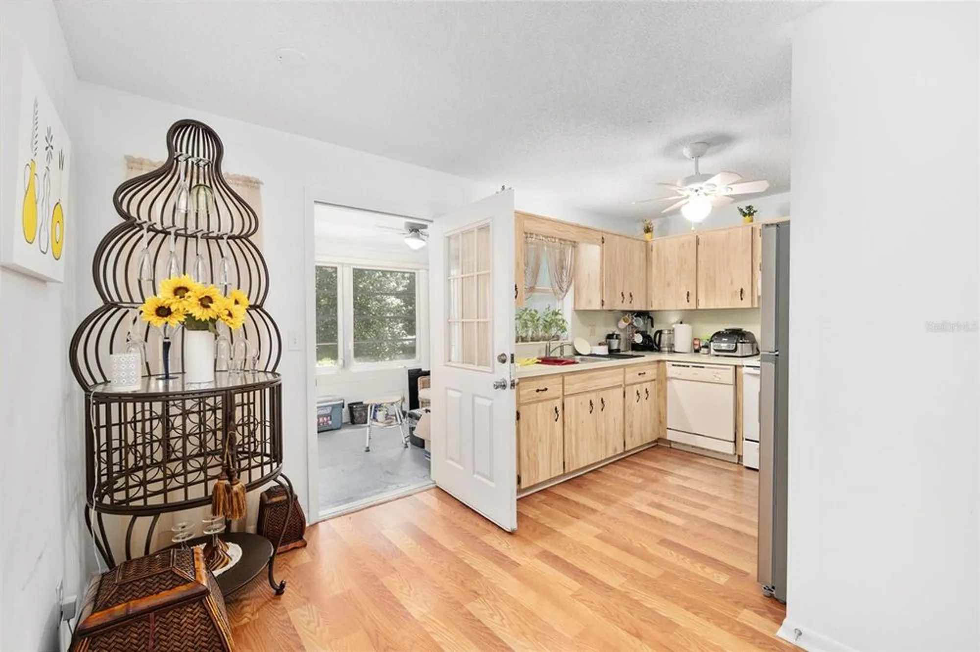 Property Slideshow image 12 of 37 | 8580 sw 97th lane rd d, Ocala, FL, 34481