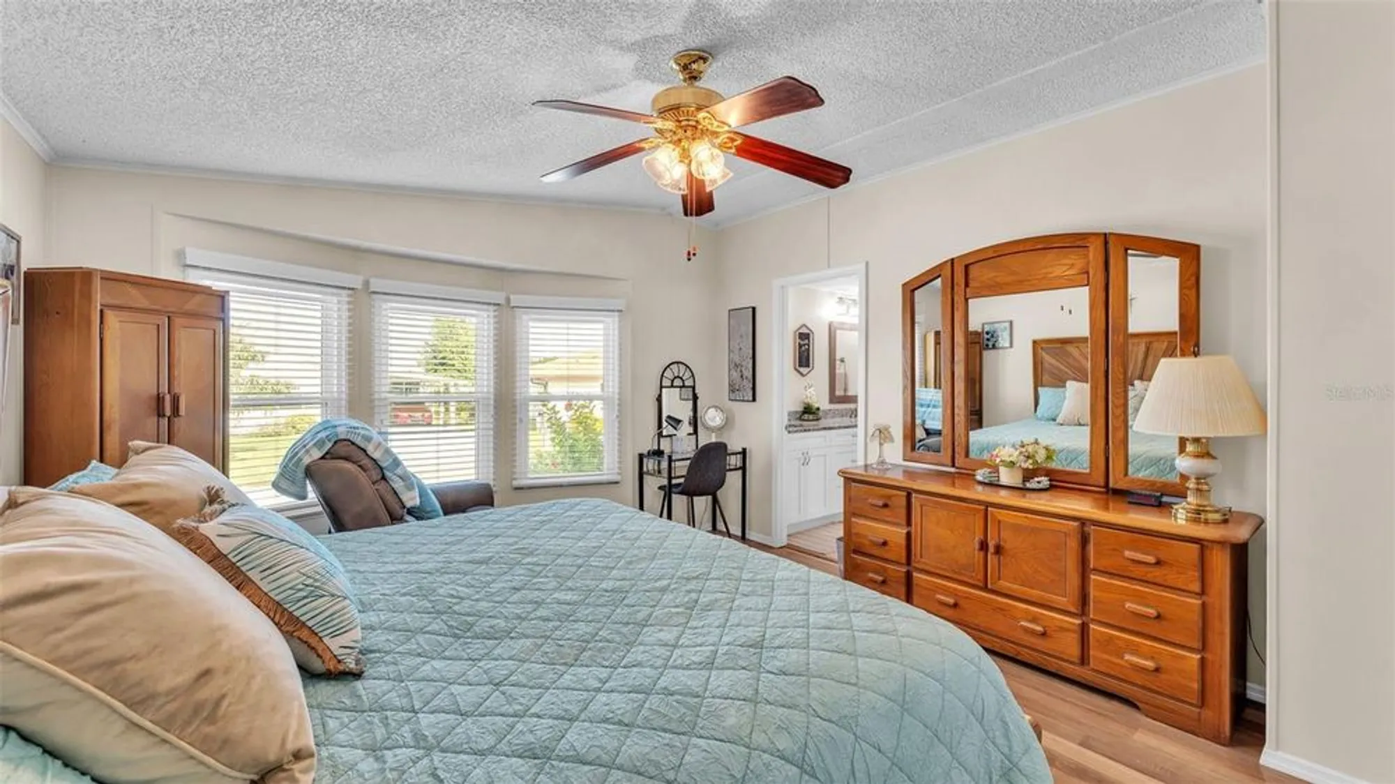 Property Slideshow image 17 of 48 | 3279 pebble bend dr, Lakeland, FL, 33810