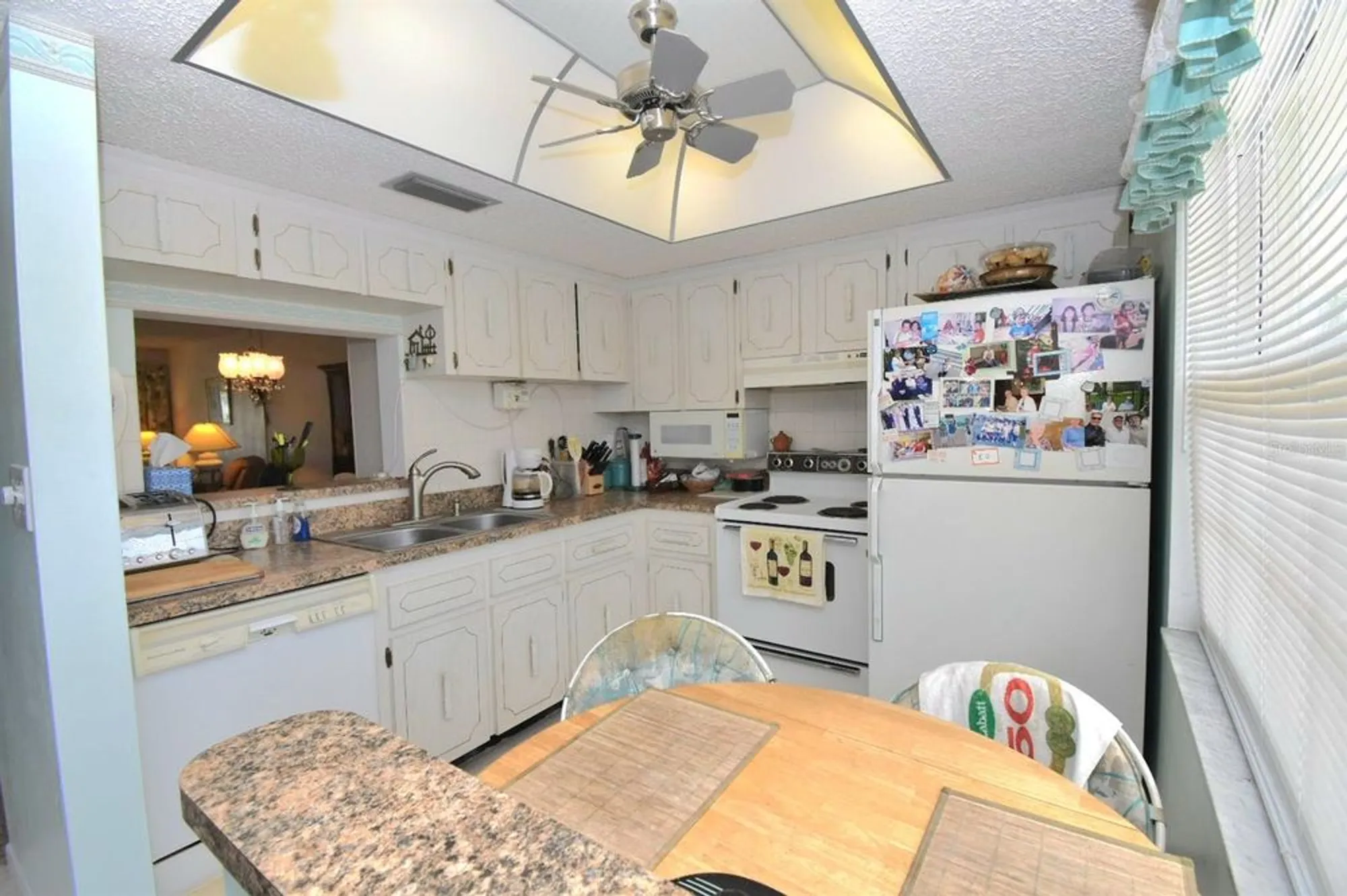 Property Slideshow image 8 of 27 | 960 virginia st 205, Dunedin, FL, 34698