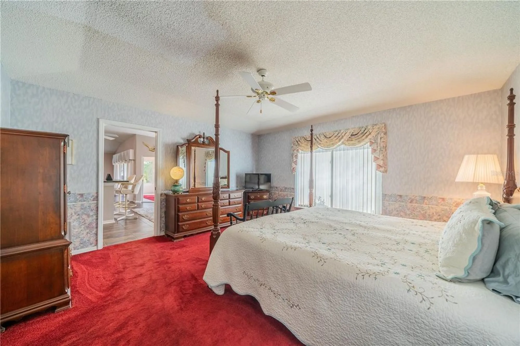 Property Slideshow image 21 of 28 | 739 winterbrooke way, Sun City Center, FL, 33573