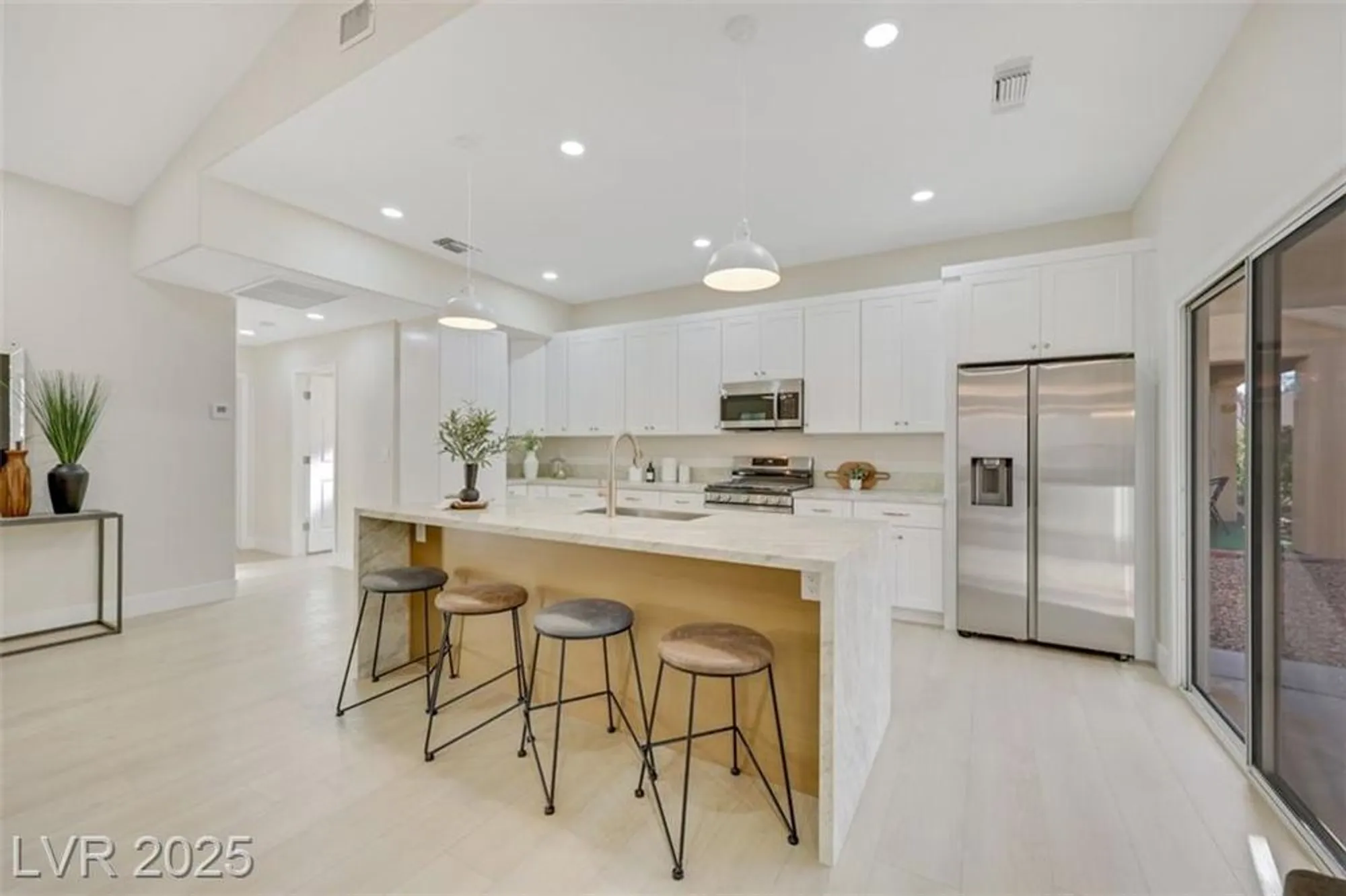 Property Slideshow image 2 of 31 | 2441 banora point dr, Las Vegas, NV, 89134