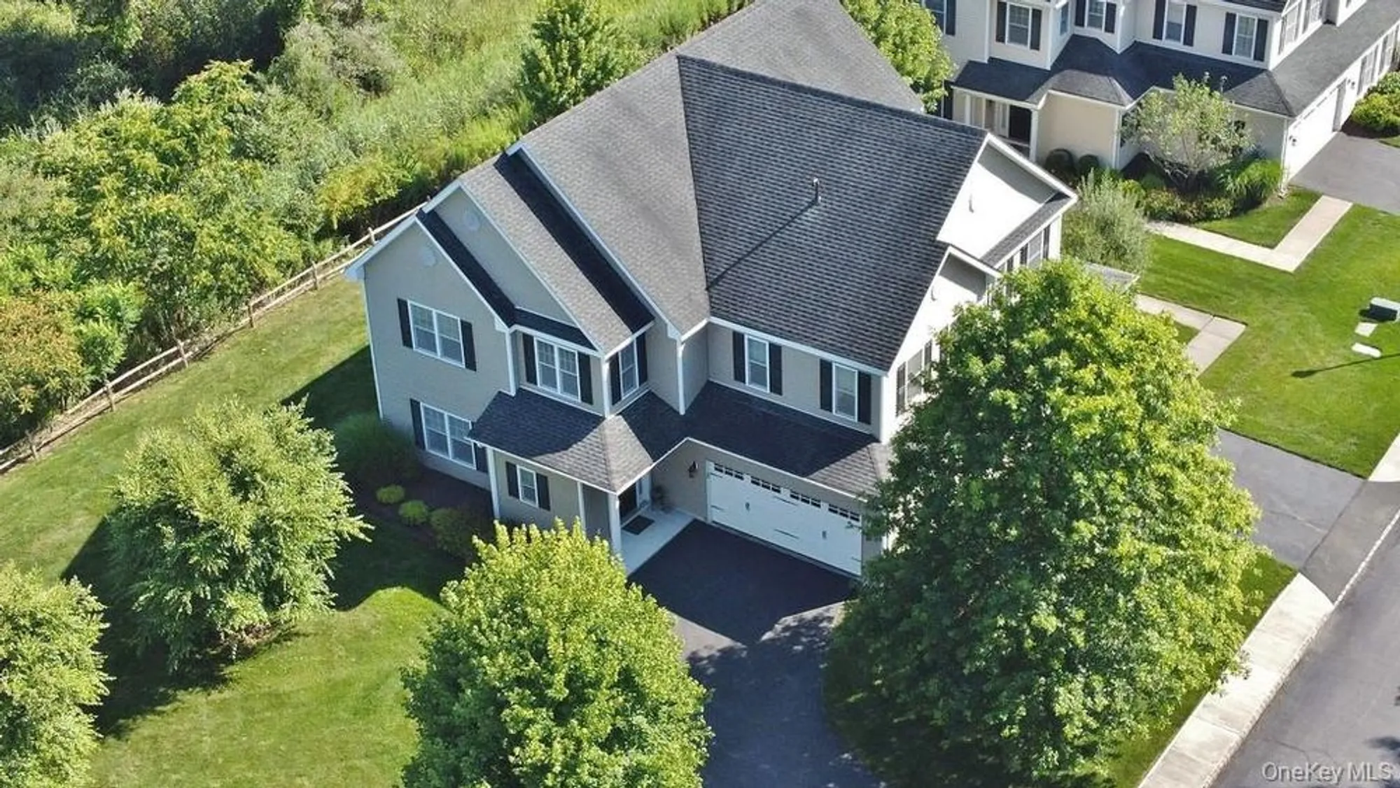 Property Slideshow image 3 of 28 | 11 revolution rd, Cold Spring, NY, 10516