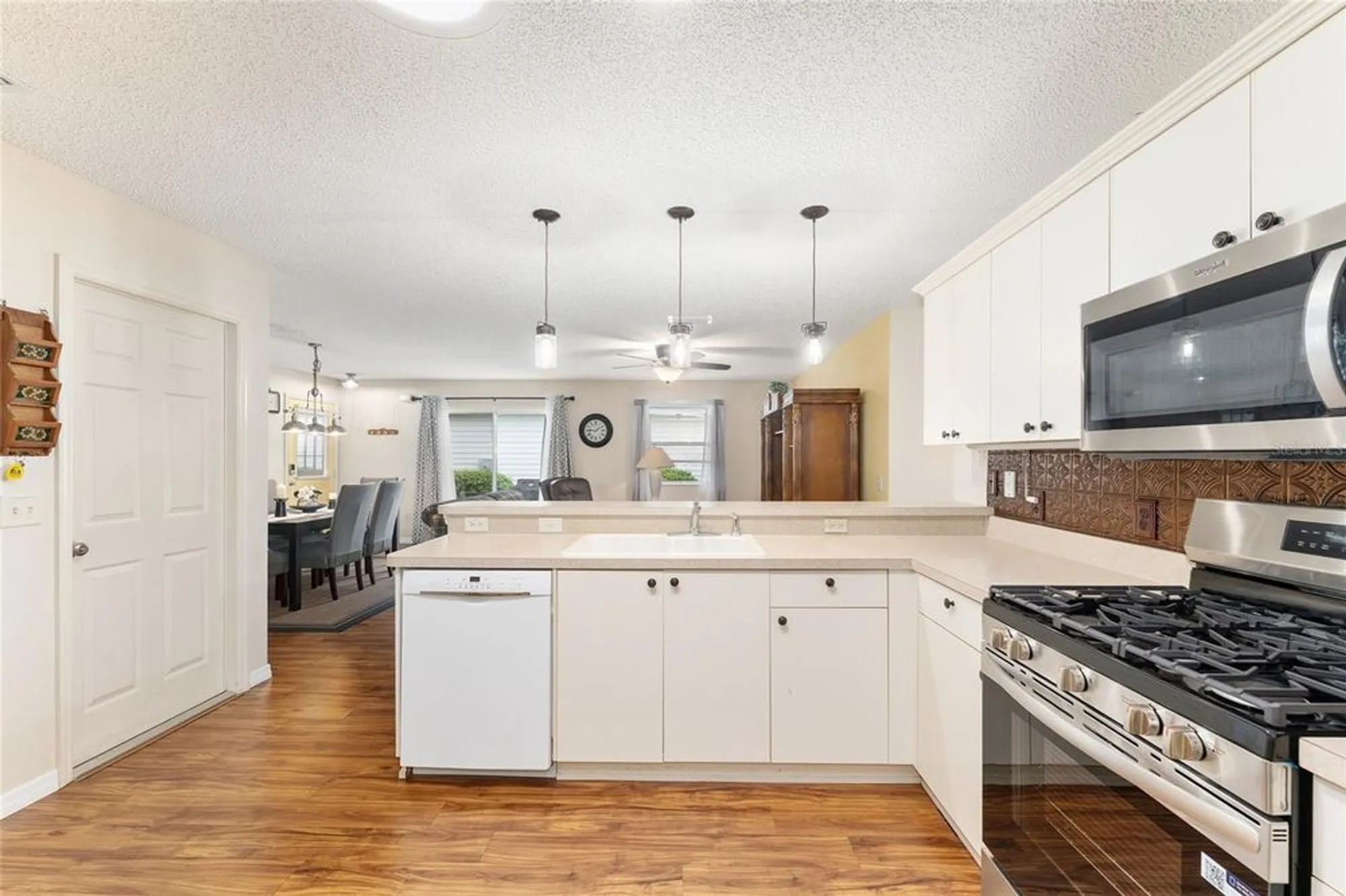 Property Slideshow image 28 of 54 | 2690 suffolk st, The Villages, FL, 32162