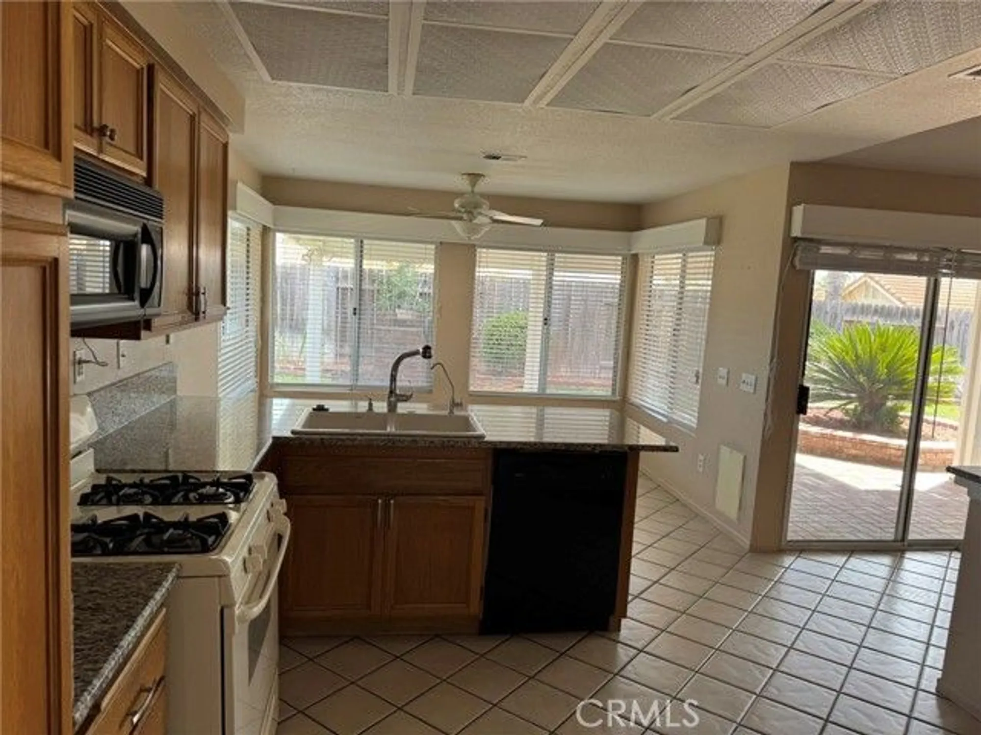 Property Slideshow image 16 of 51 | 30253 pebble beach dr, Menifee, CA, 92586