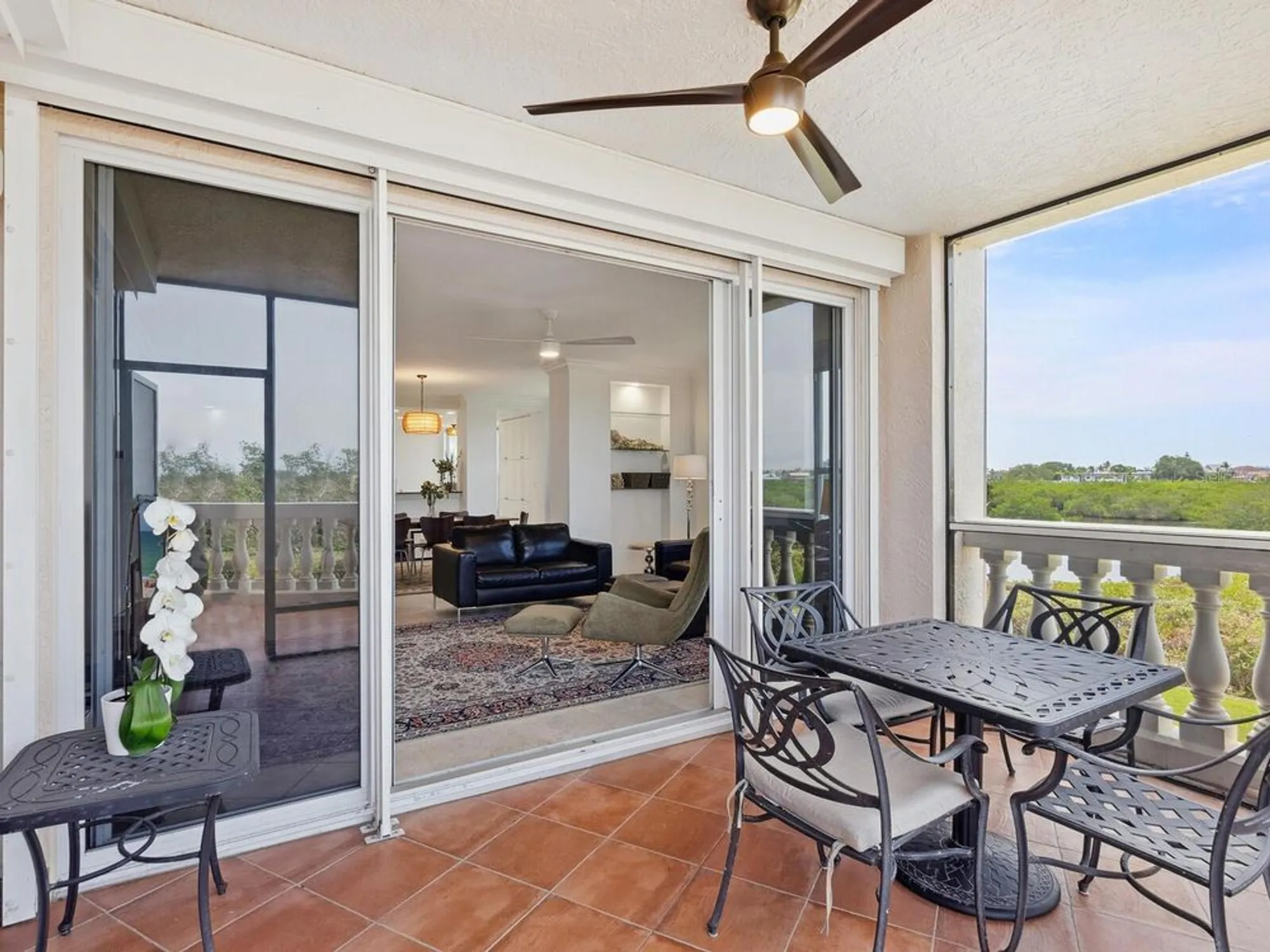 Property Slideshow image 21 of 61 | 5430 eagles point cir 101, Sarasota, FL, 34231