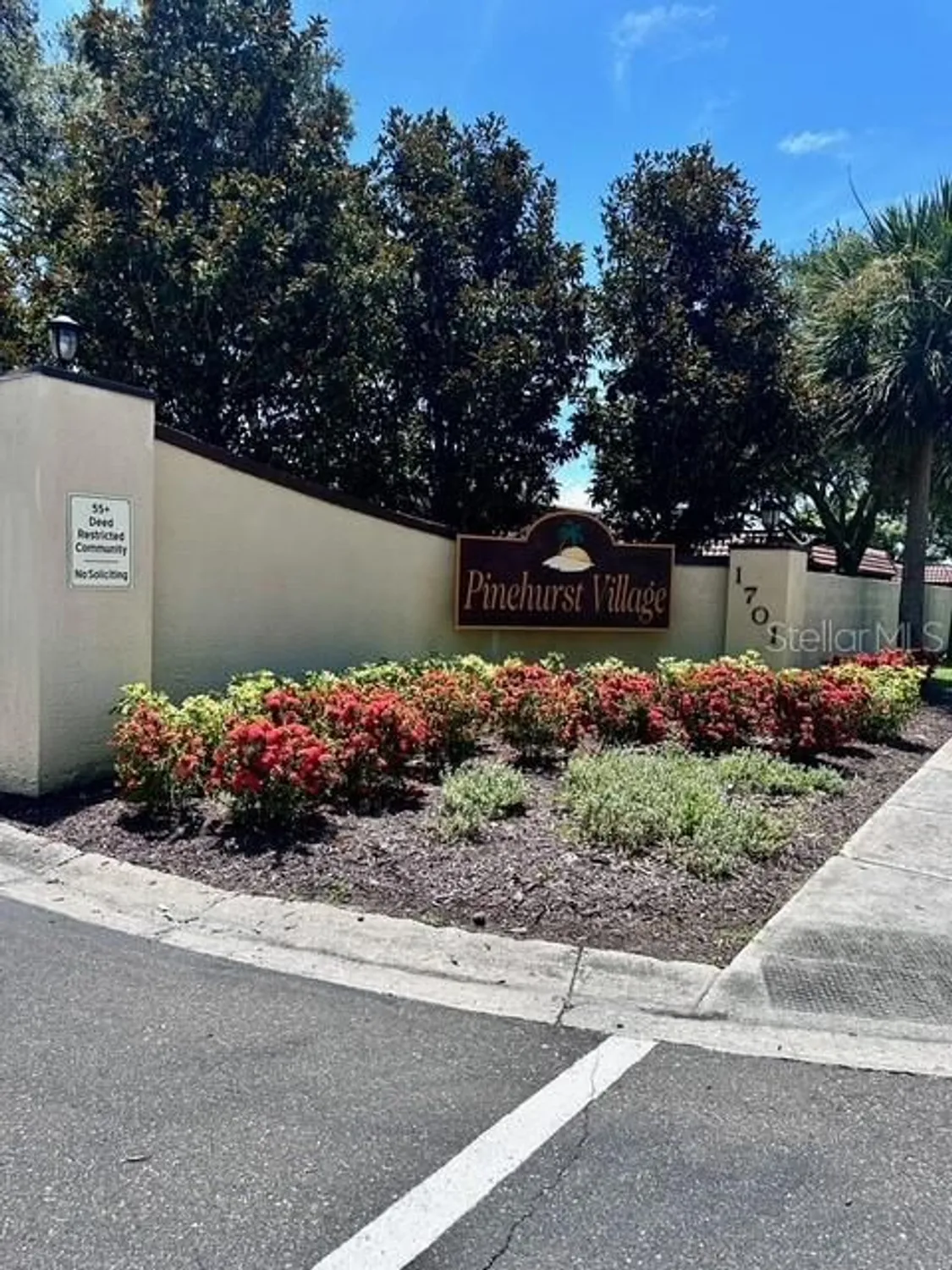 Property Slideshow image 29 of 31 | 1701 pinehurst rd apt 13c, Dunedin, FL, 34698