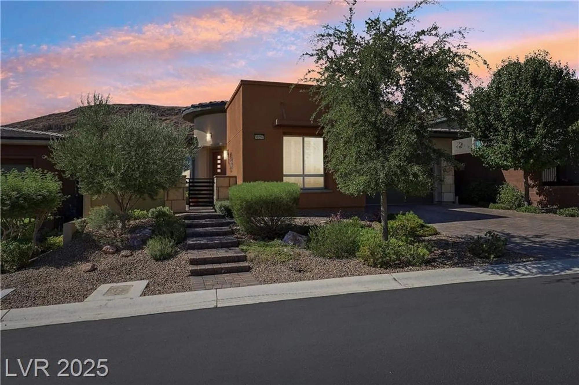 Property Slideshow image 4 of 87 | 10057 regency canyon way, Las Vegas, NV, 89148