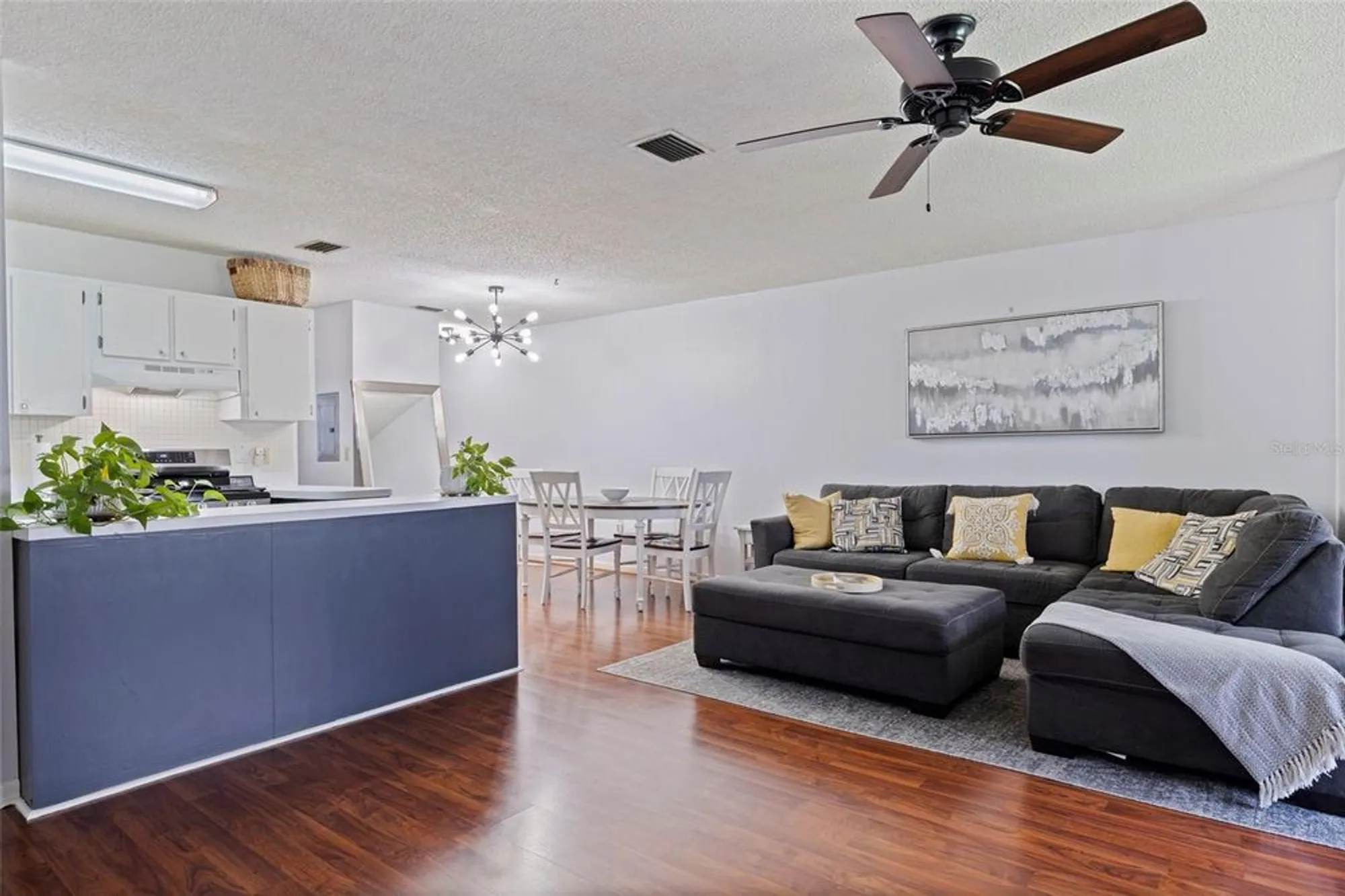 Property Slideshow image 11 of 40 | 5603 80th st n unit 107, Saint Petersburg, FL, 33709