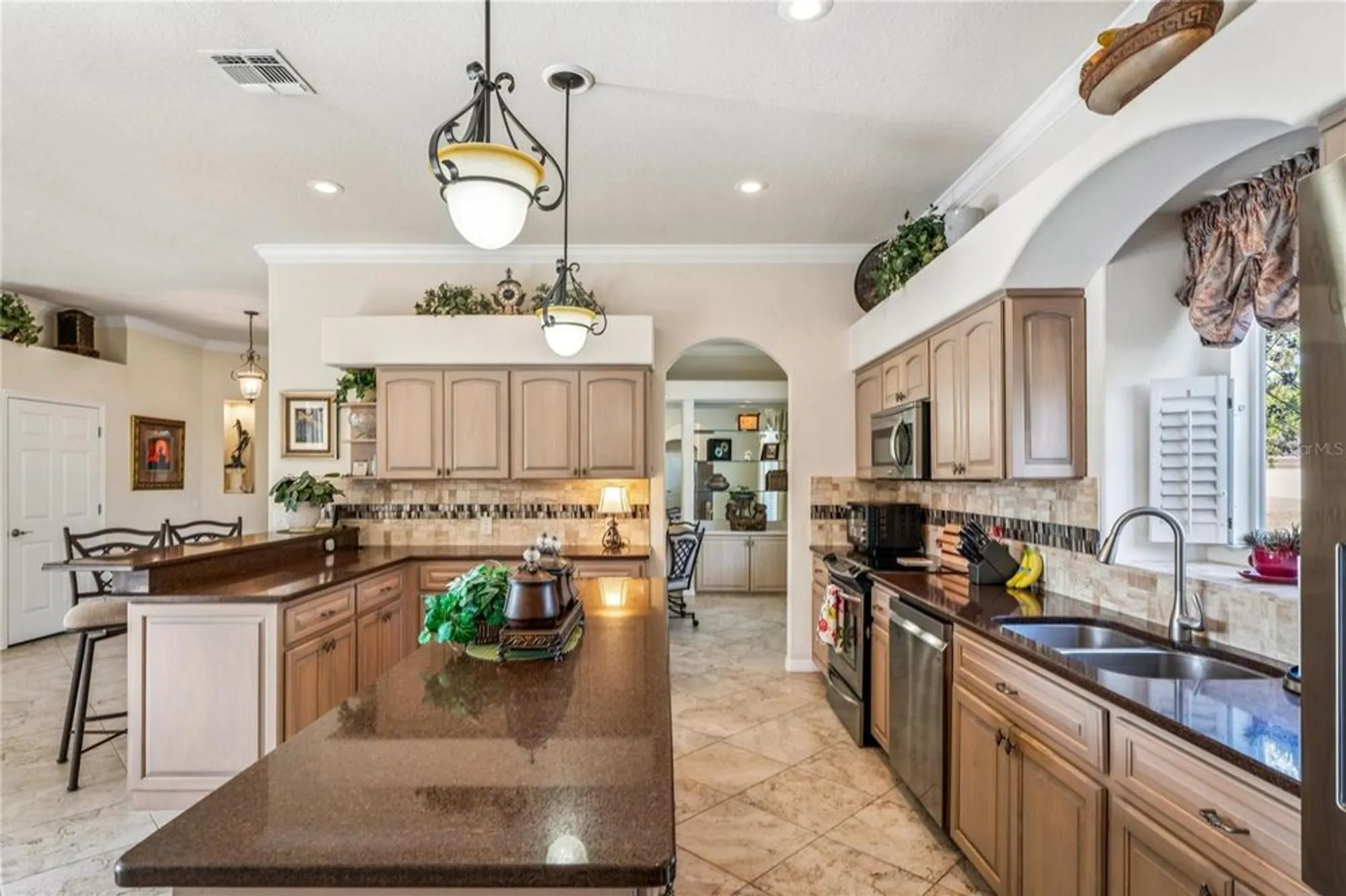 Property Slideshow image 18 of 100 | 9298 grand cypress dr, Weeki Wachee, FL, 34613