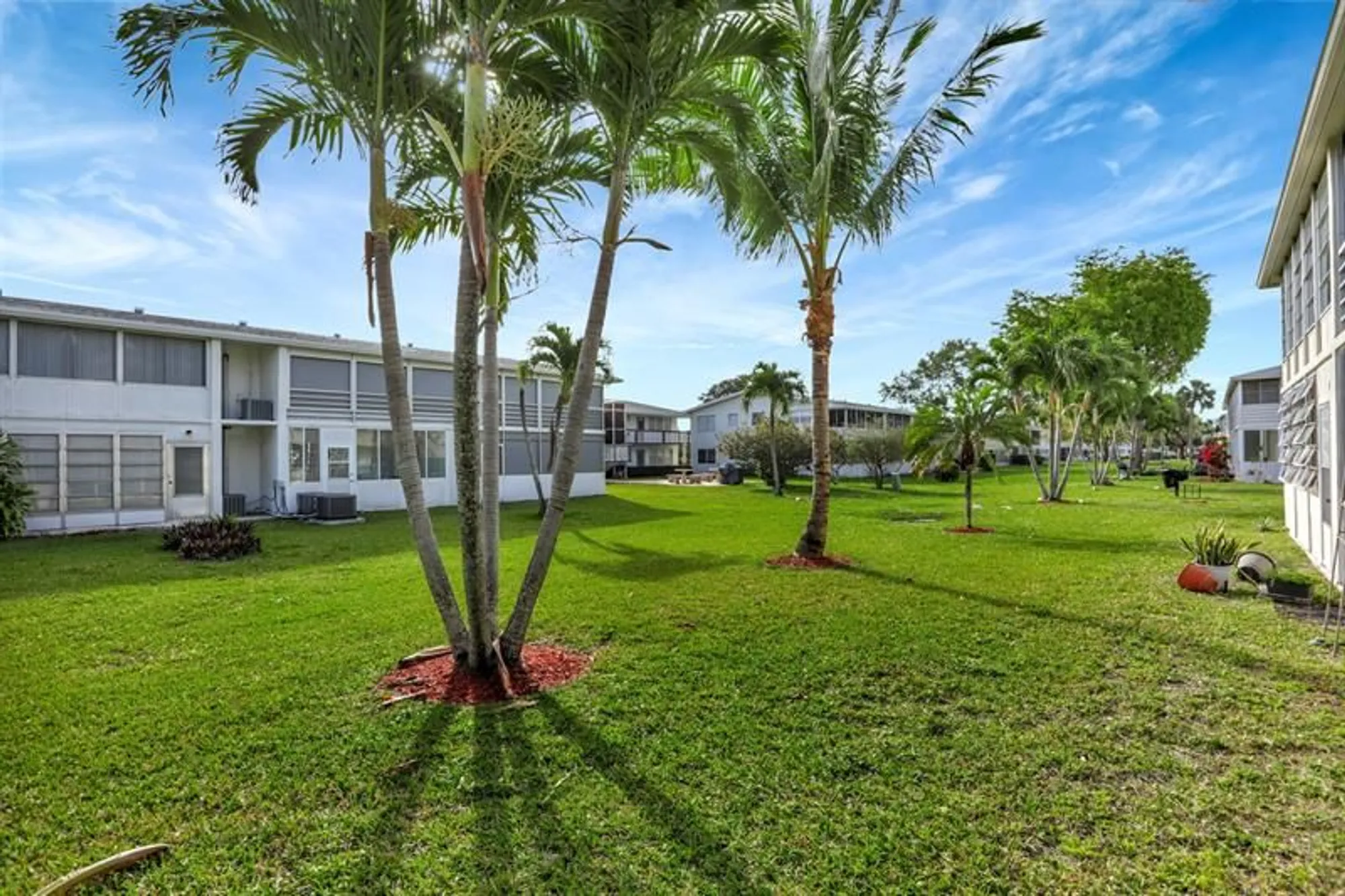 Property Slideshow image 21 of 38 | 275 markham m # 275, Deerfield Beach, FL, 33442