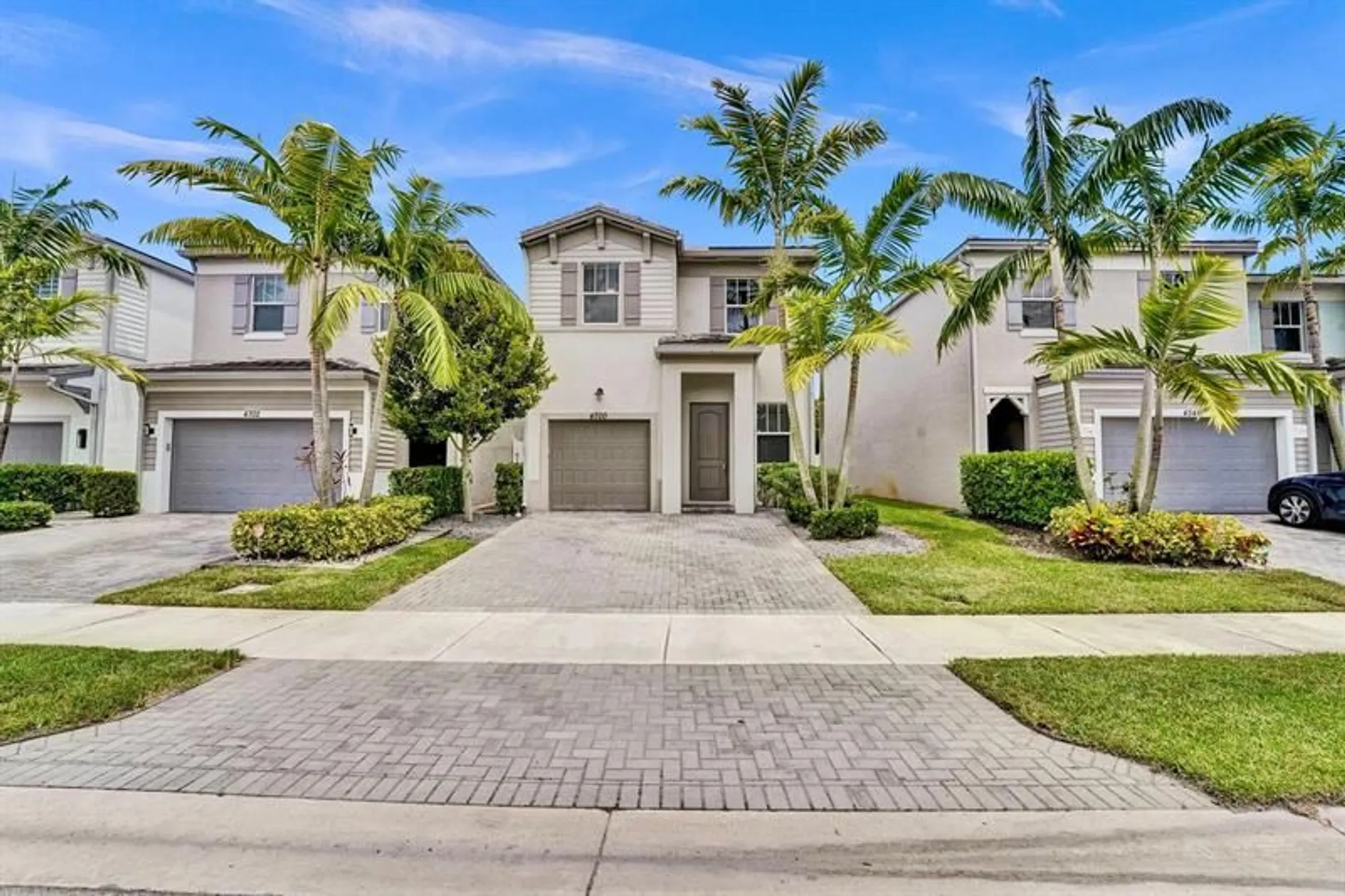 Property Slideshow image 46 of 47 | 4700 nw 48th ave, Tamarac, FL, 33319