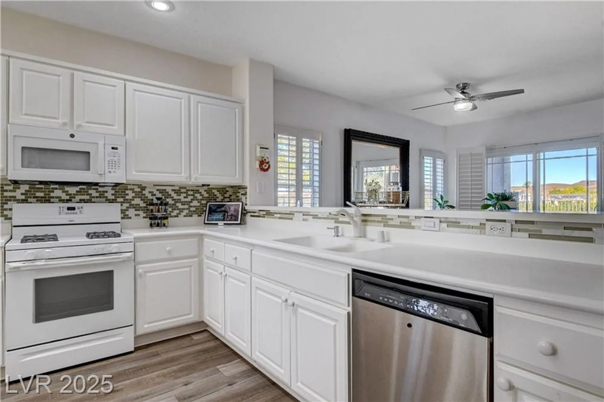 Property Slideshow image 28 of 60 | 1426 fieldbrook st, Henderson, NV, 89052