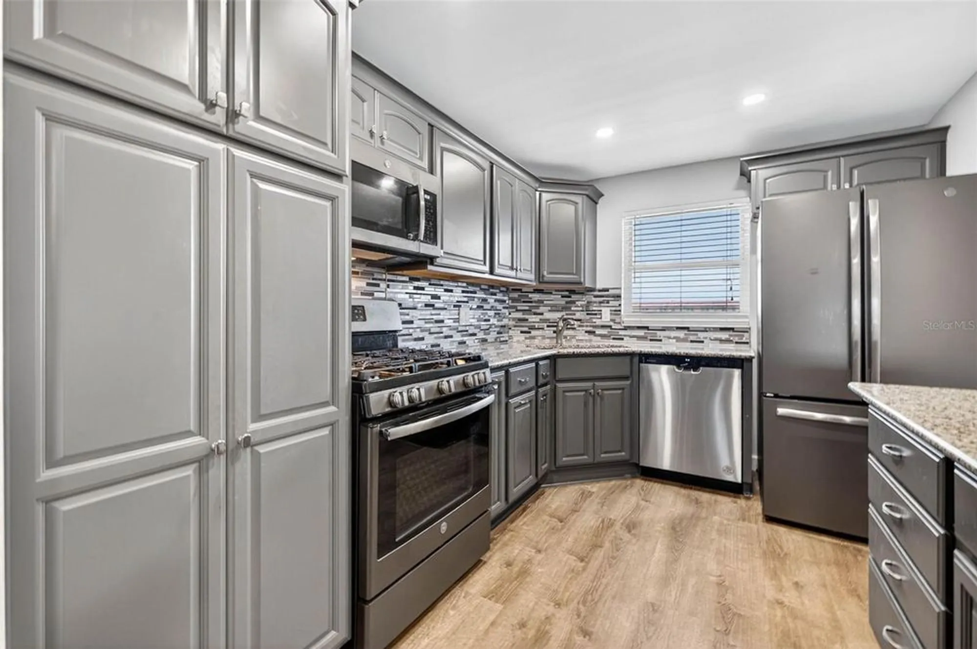 Property Slideshow image 9 of 44 | 6020 shore blvd 602, Gulfport, FL, 33707