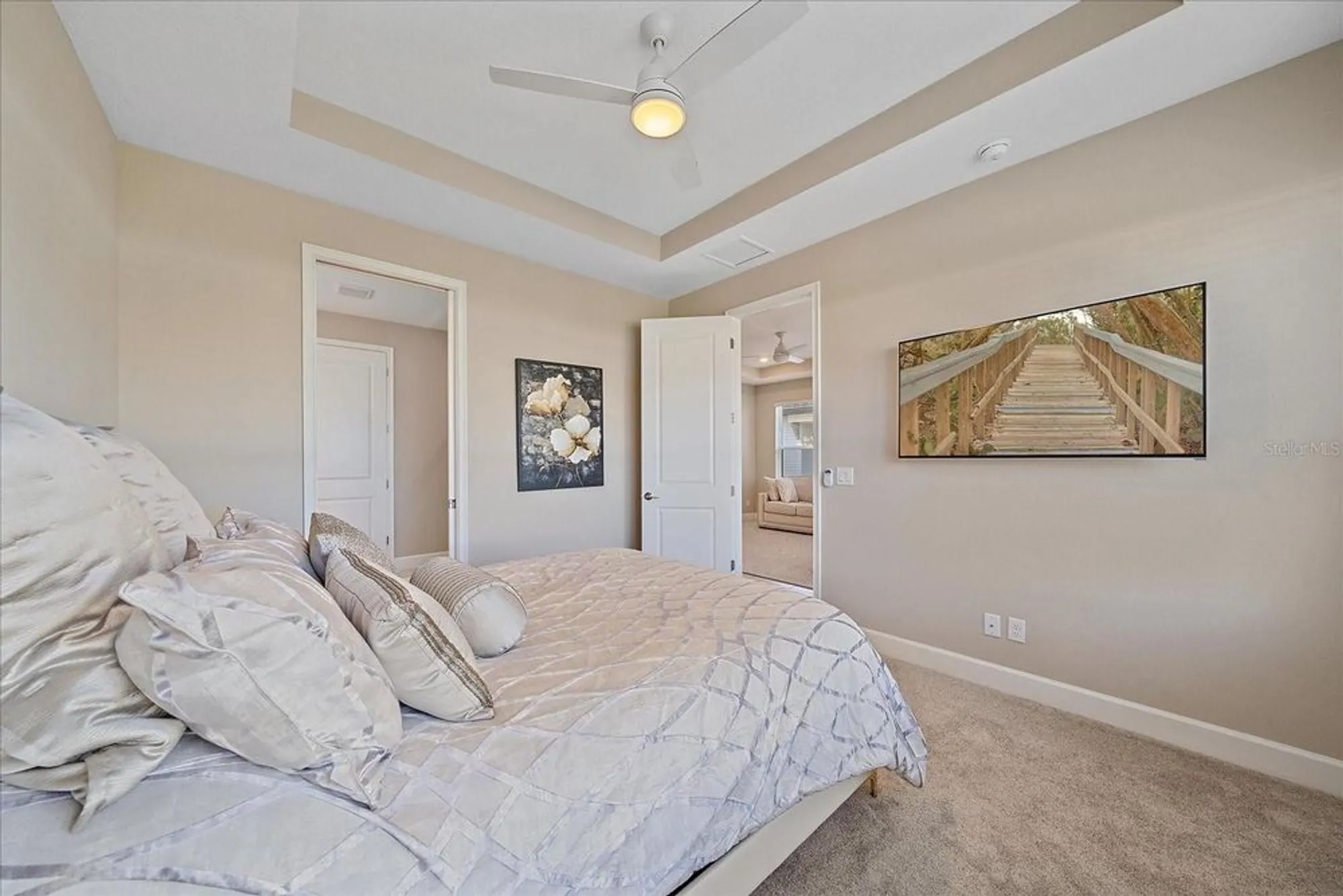 Property Slideshow image 21 of 38 | 6120 plateau ct, Bradenton, FL, 34203