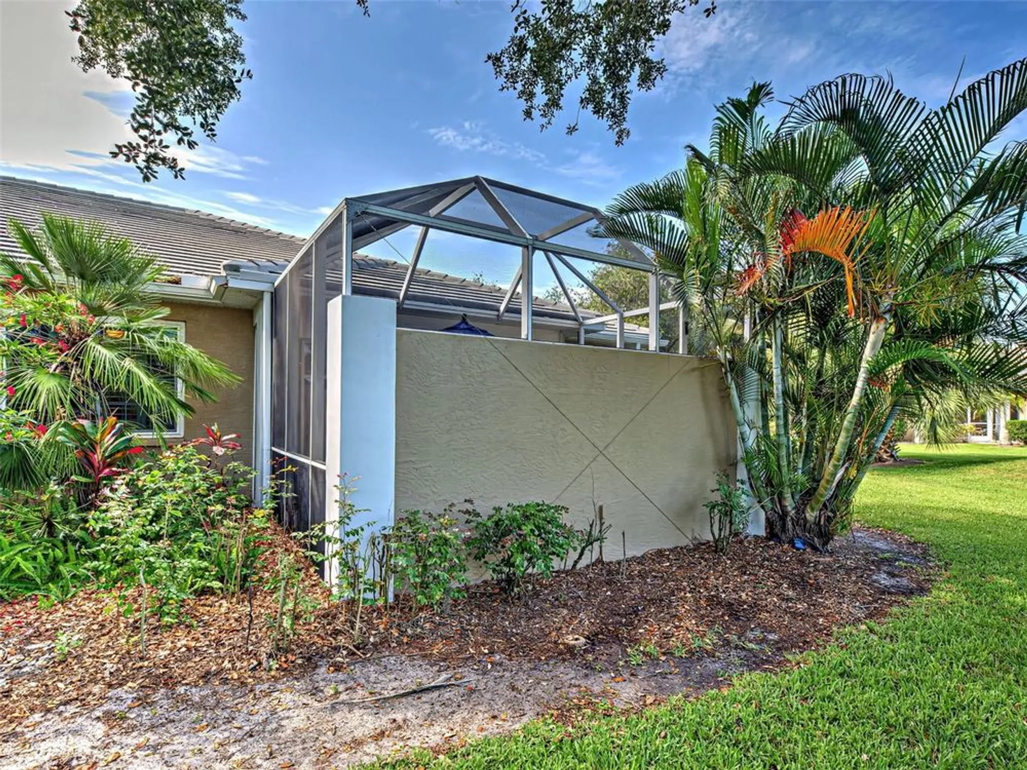 Property Slideshow image 45 of 54 | 912 barclay ct, Venice, FL, 34293