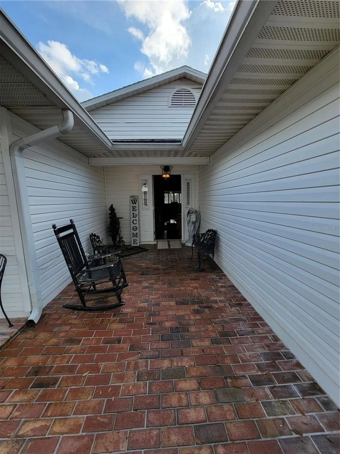 Property Slideshow image 4 of 40 | 3535 saddlebrook way, Lakeland, FL, 33810