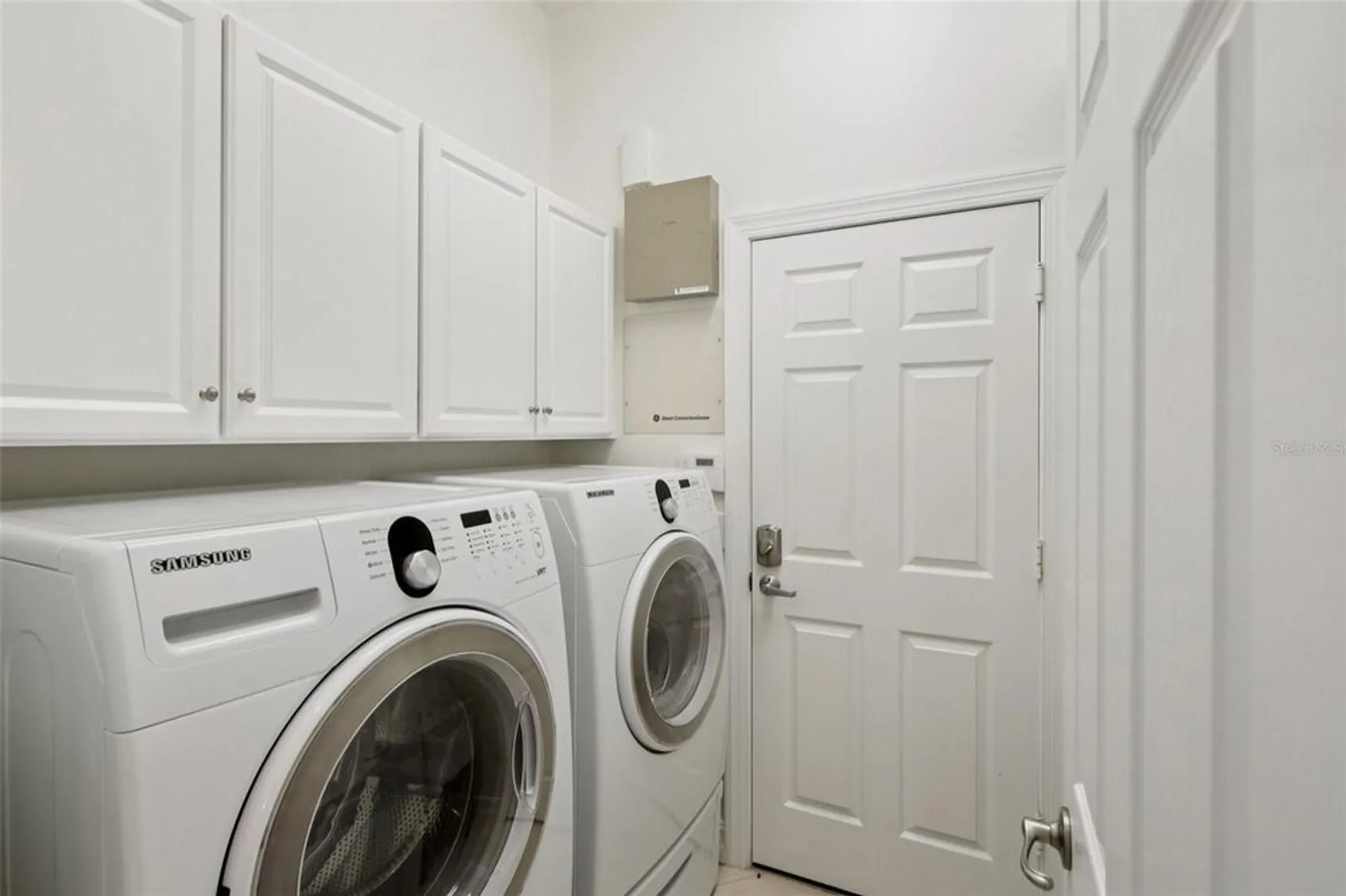 Property Slideshow image 31 of 53 | 5004 sandy brook cir, Wimauma, FL, 33598