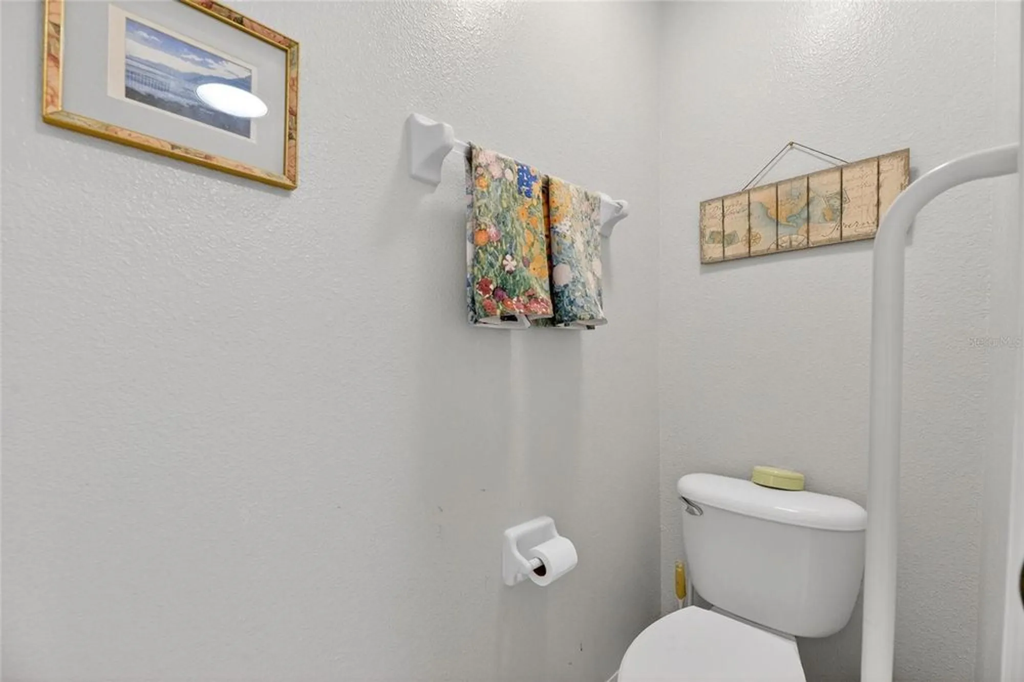 Property Slideshow image 31 of 76 | 1024 new winsor loop # 1024, Sun City Center, FL, 33573