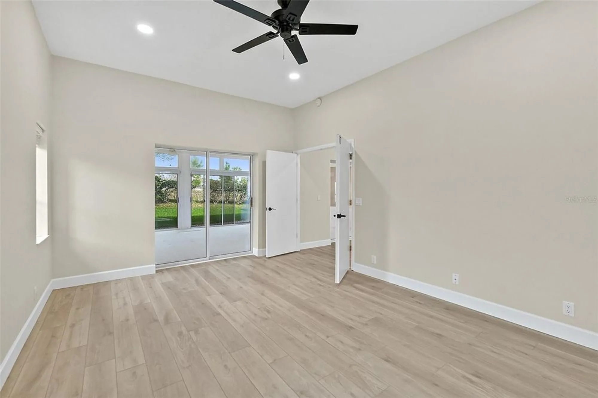 Property Slideshow image 23 of 56 | 38 kingsley cir, Ormond Beach, FL, 32174