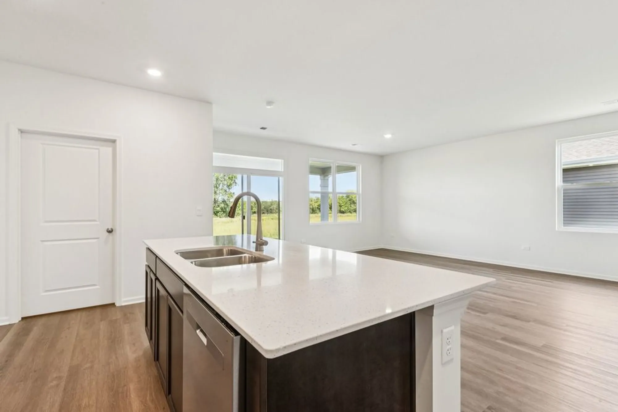 Property Slideshow image 21 of 39 | 2631 harnish dr, Algonquin, IL, 60102