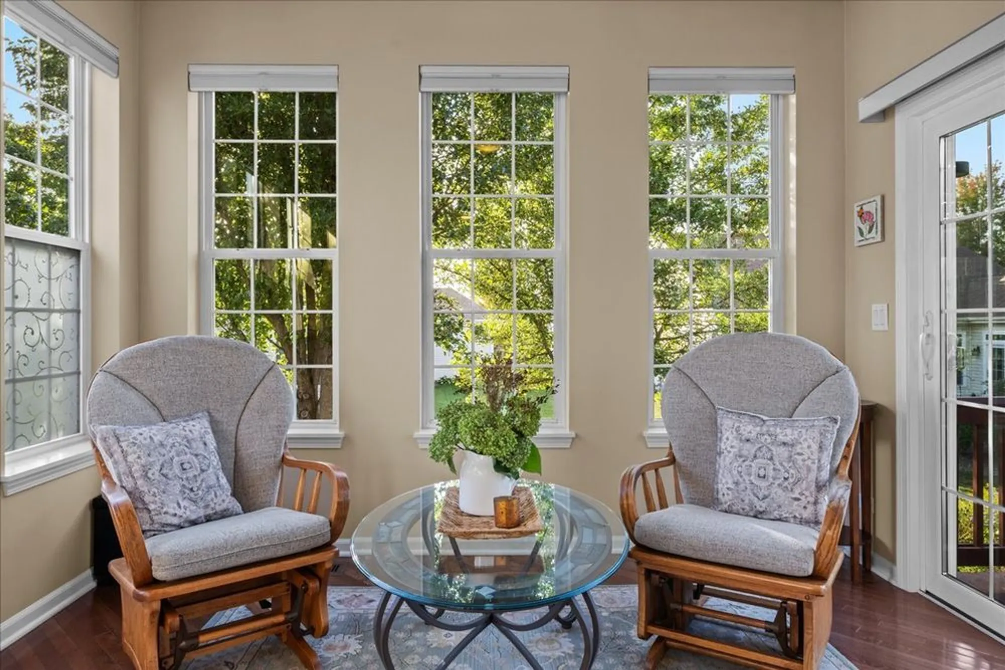 Property Slideshow image 12 of 30 | 1148 drury ln, Aurora, IL, 60502