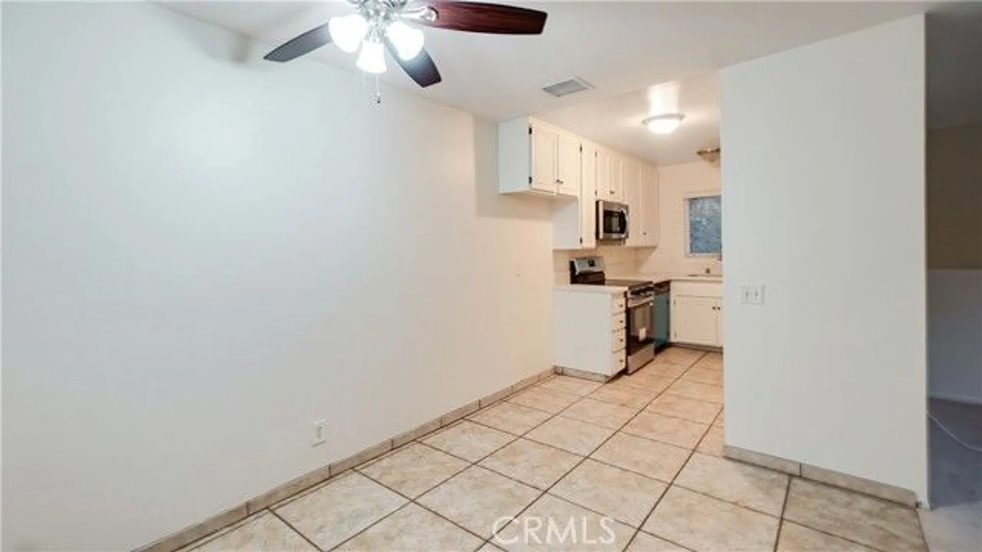 Property Slideshow image 17 of 35 | 28531 via princesa d, Murrieta, CA, 92563