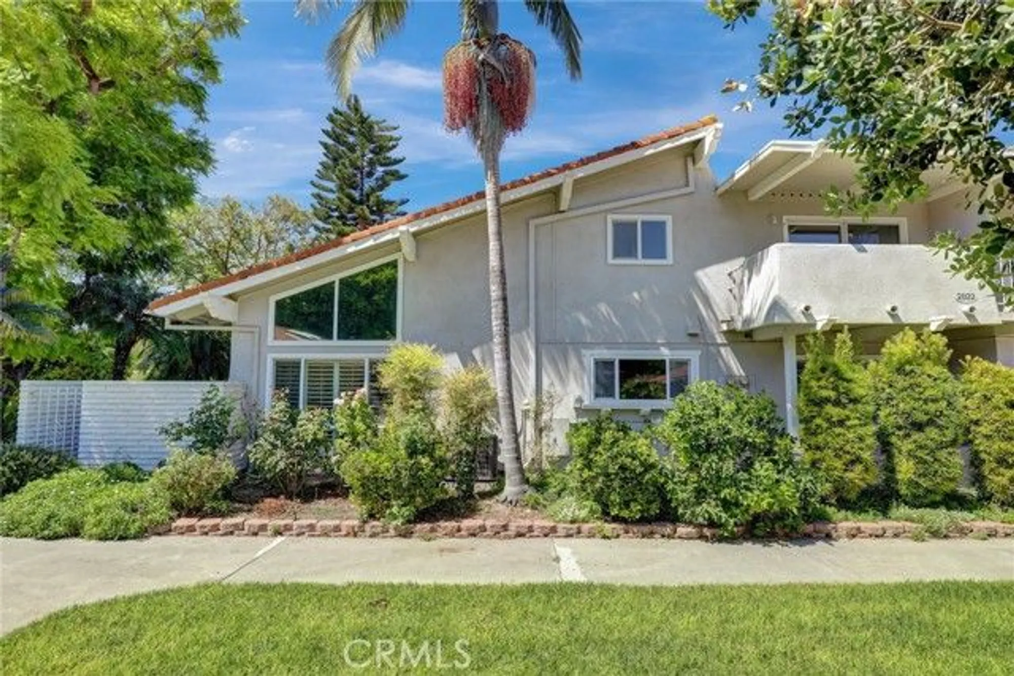 Property Slideshow image 1 of 40 | 2022 via mariposa e d, Laguna Woods, CA, 92637