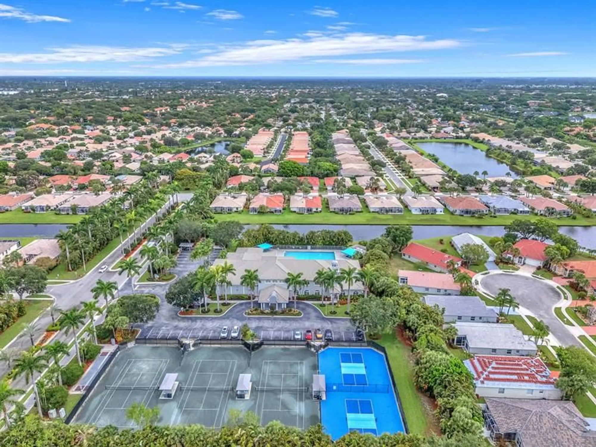 Property Slideshow image 34 of 57 | 5701 swaying palm ln, Boynton Beach, FL, 33437