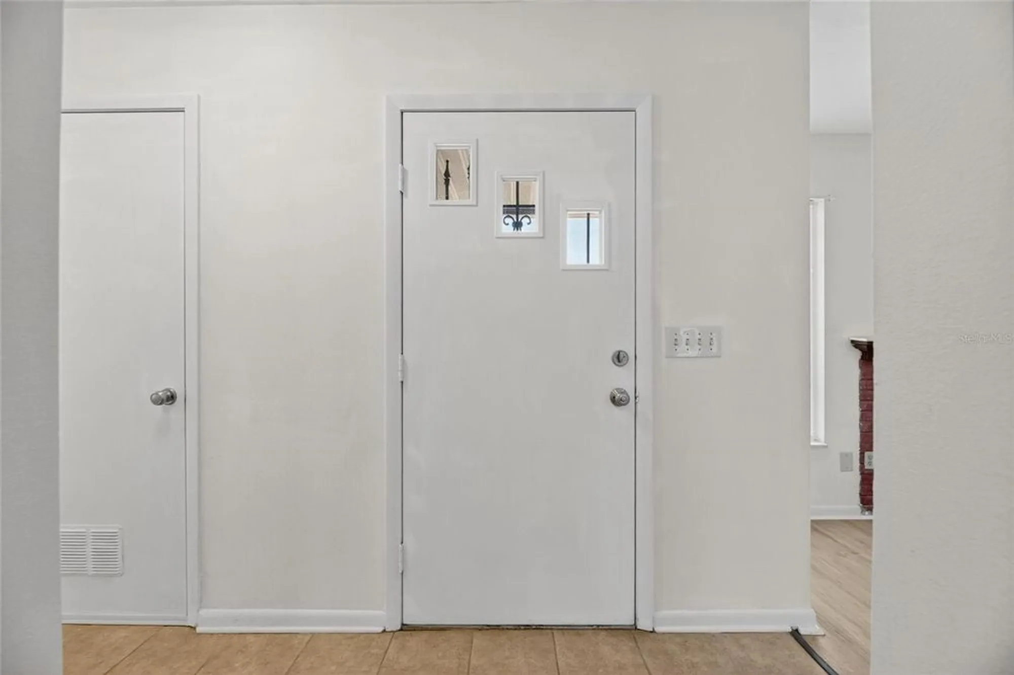 Property Slideshow image 5 of 37 | 1238 fordham dr, Sun City Center, FL, 33573