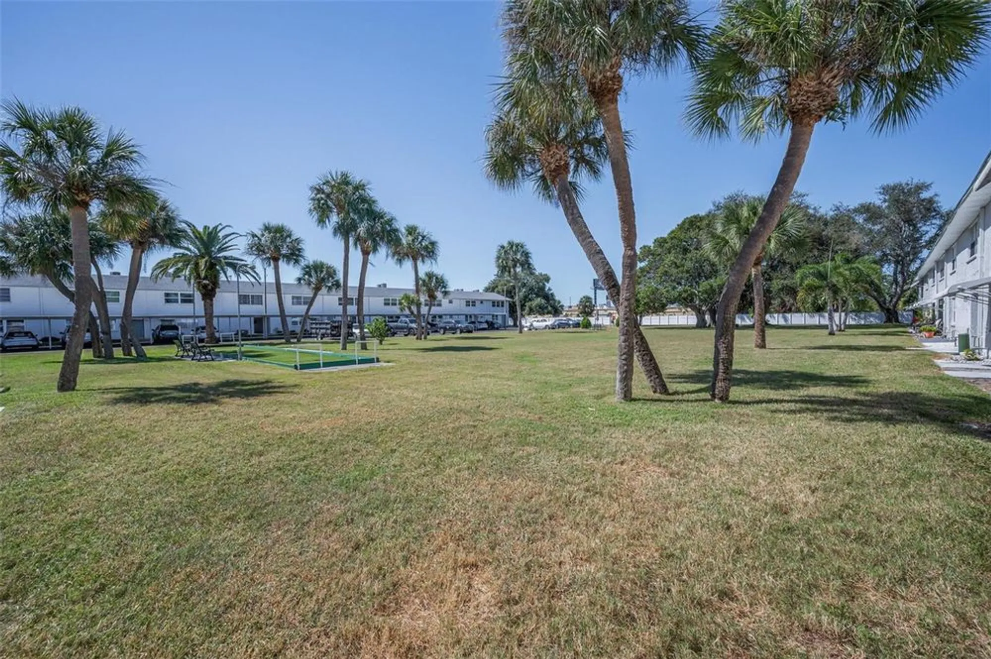 Property Slideshow image 23 of 49 | 5297 81st ln n apt 4, St Petersburg, FL, 33709