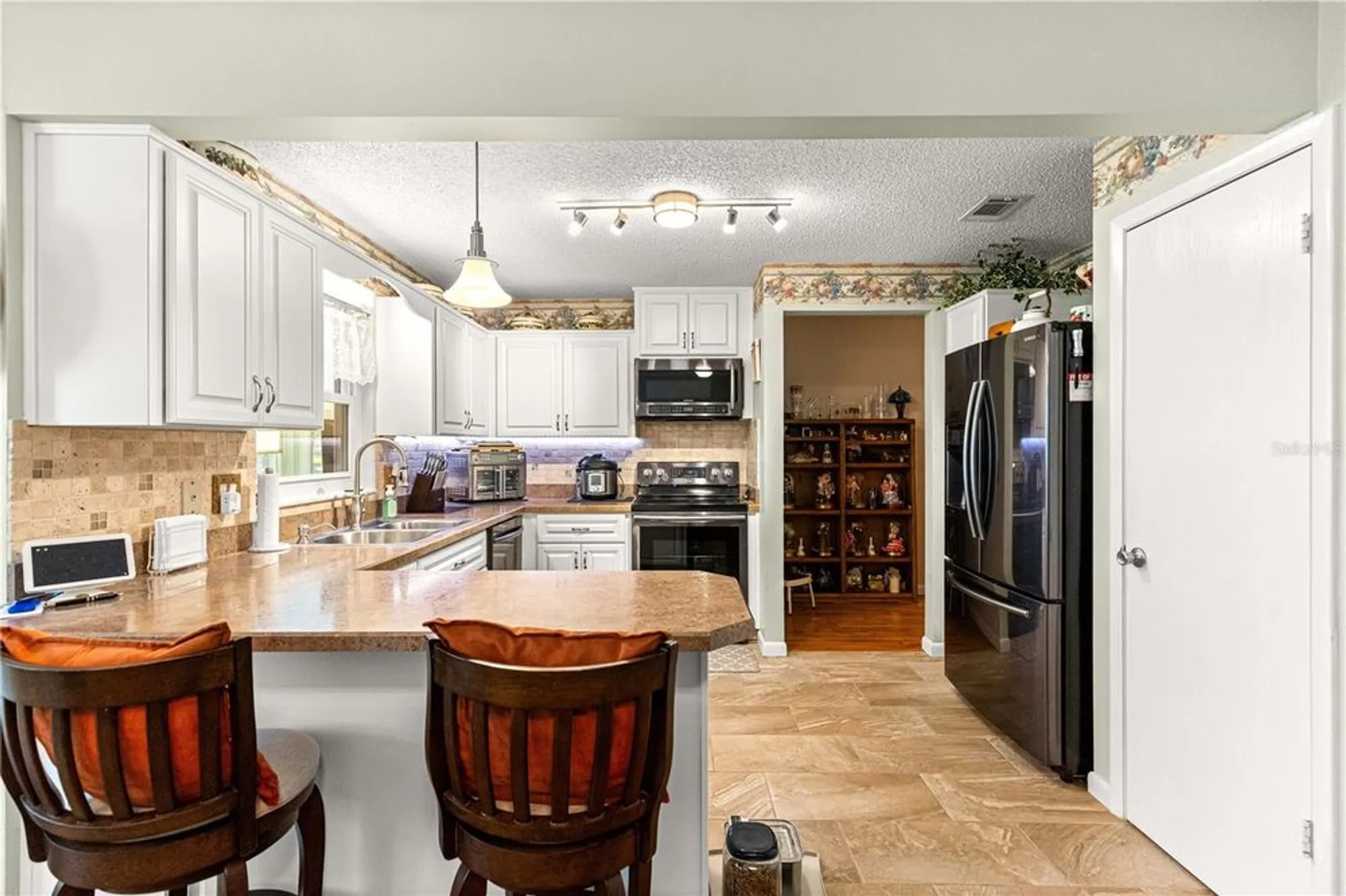 Property Slideshow image 10 of 37 | 8350 sw 93rd ln d, Ocala, FL, 34481