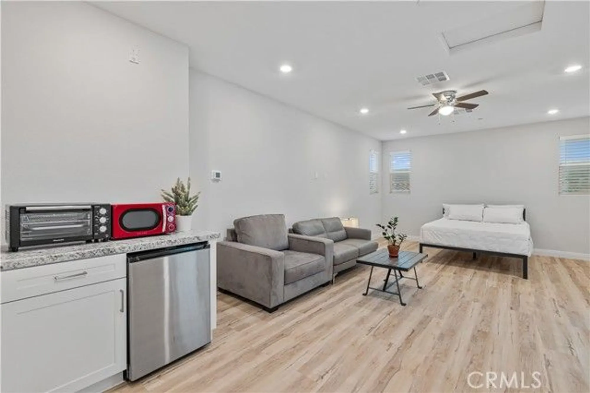 Property Slideshow image 35 of 55 | 20608 galloway dr, Santa Clarita, CA, 91350