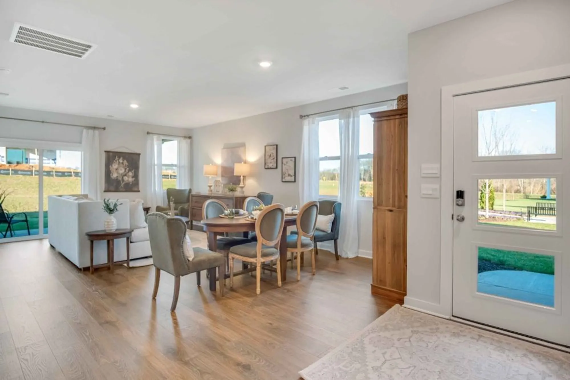 Property Slideshow image 13 of 68 | 2237 holmesburg pvt cir, Gallatin, TN, 37066