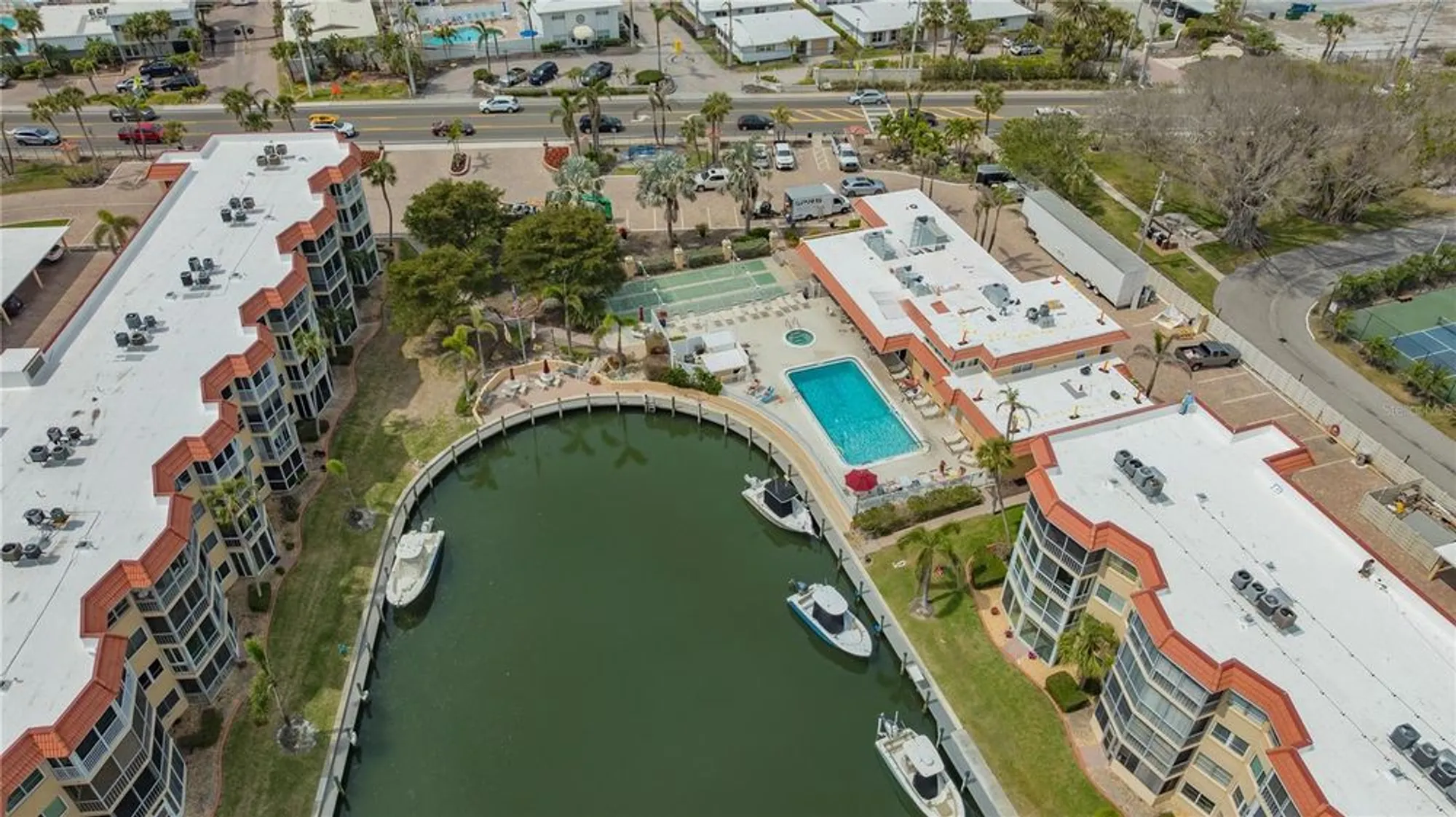 Property Slideshow image 42 of 62 | 1250 n portofino dr apt 208, Sarasota, FL, 34242