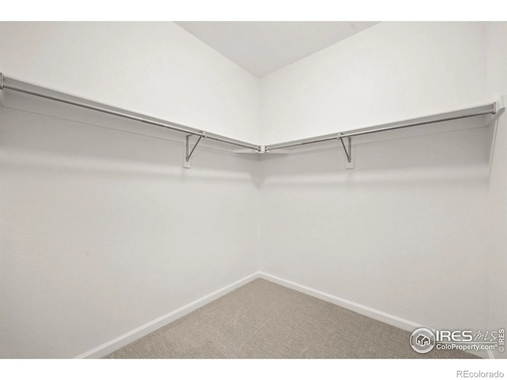 Property Slideshow image 21 of 24 | 4725 hahns peak dr 101, Loveland, CO, 80538