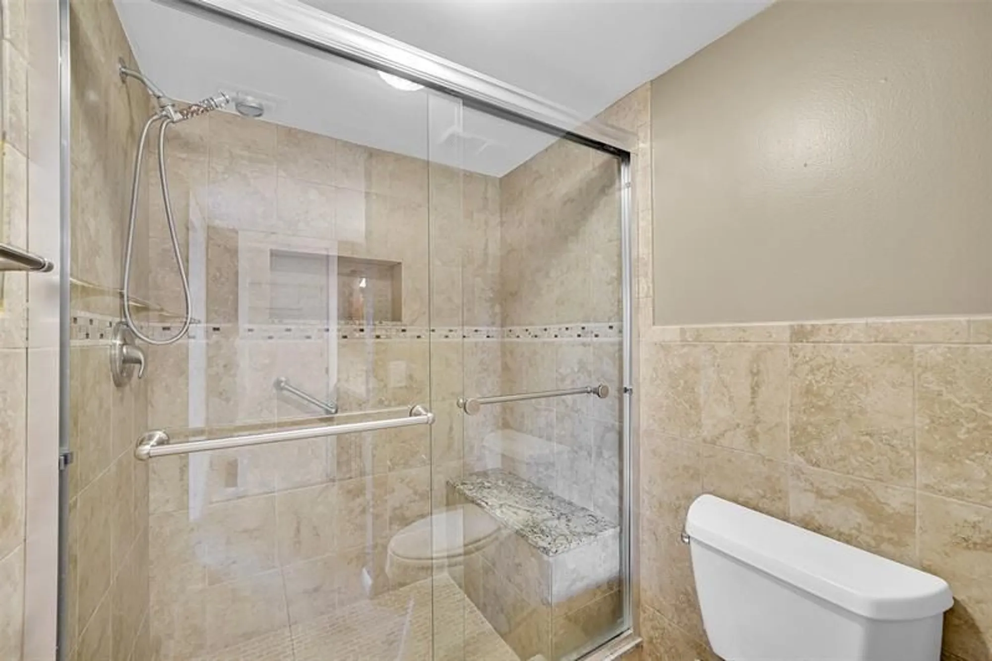 Property Slideshow image 23 of 30 | 4950 e sabal palm blvd 302, Tamarac, FL, 33319
