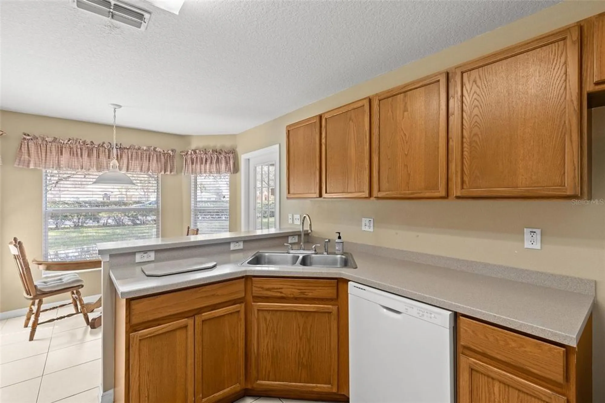 Property Slideshow image 38 of 60 | 10833 collar dr, San Antonio, FL, 33576