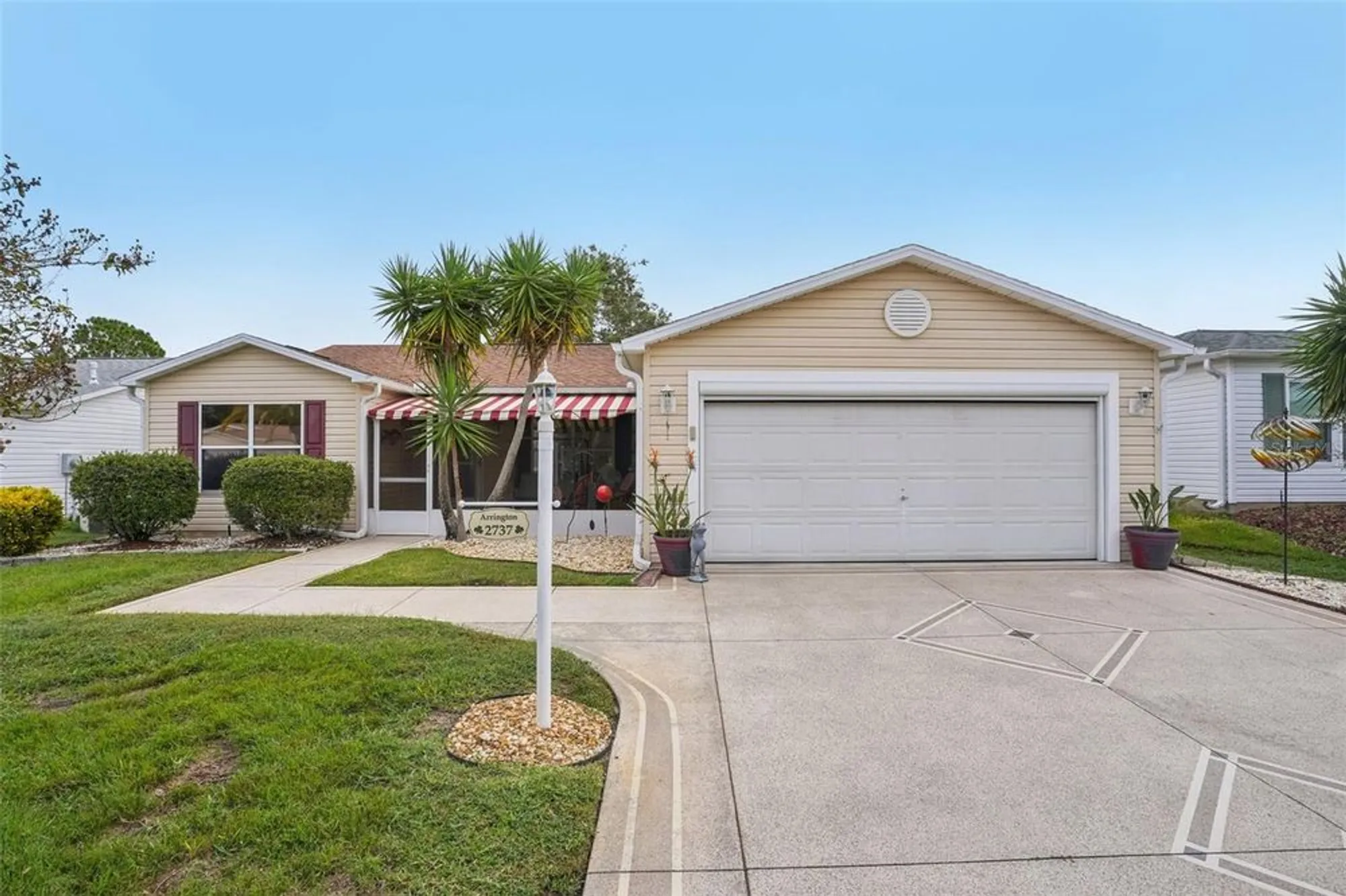 Property Slideshow image 1 of 38 | 2737 privada dr, The Villages, FL, 32162