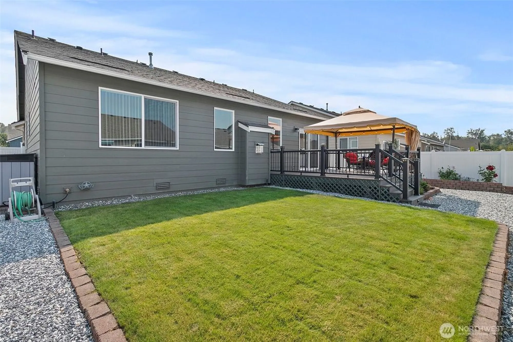 Property Slideshow image 26 of 38 | 103 hickory ave 35, Orting, WA, 98360