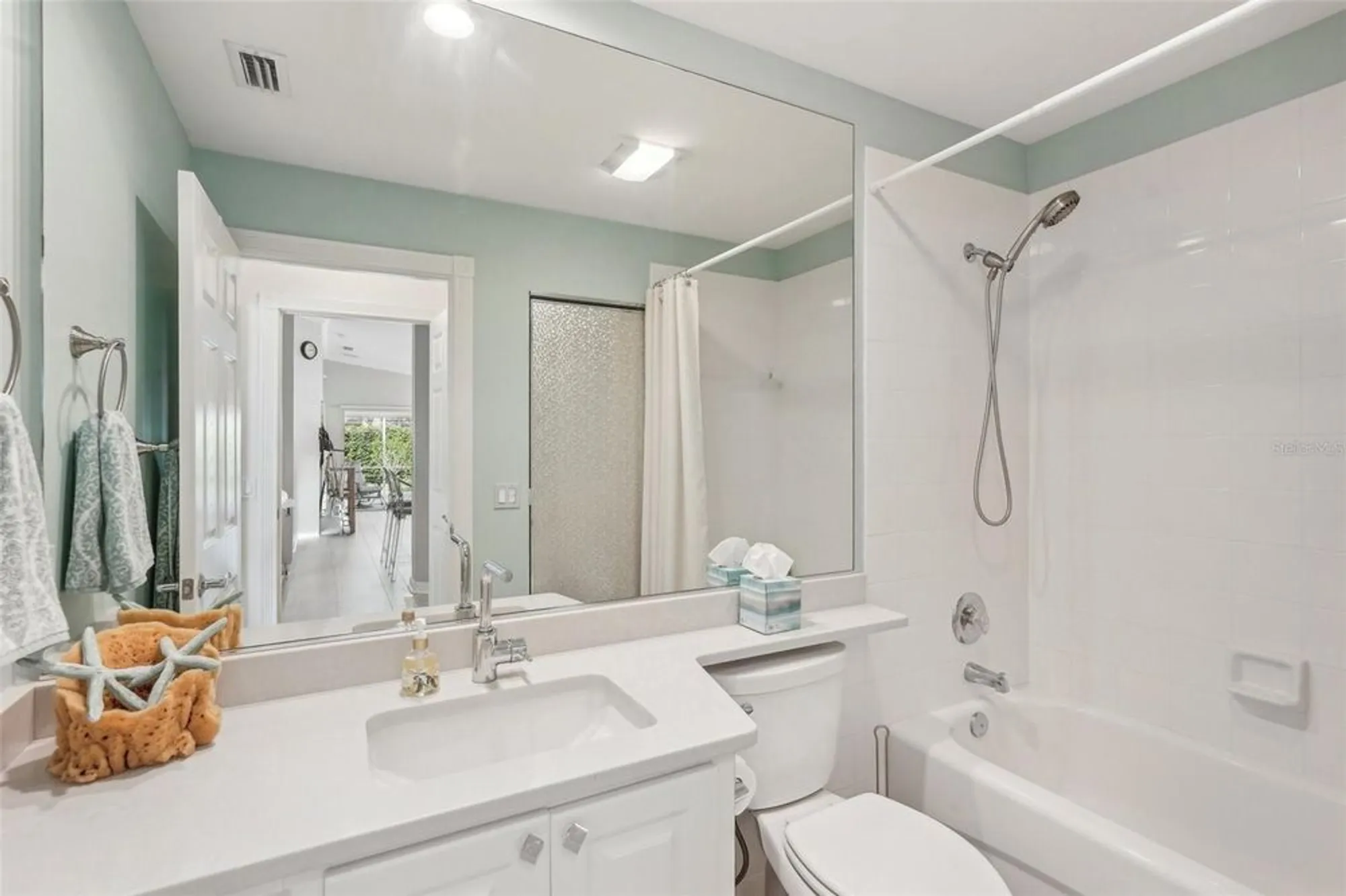 Property Slideshow image 24 of 74 | 7632 quinto dr, Sarasota, FL, 34238